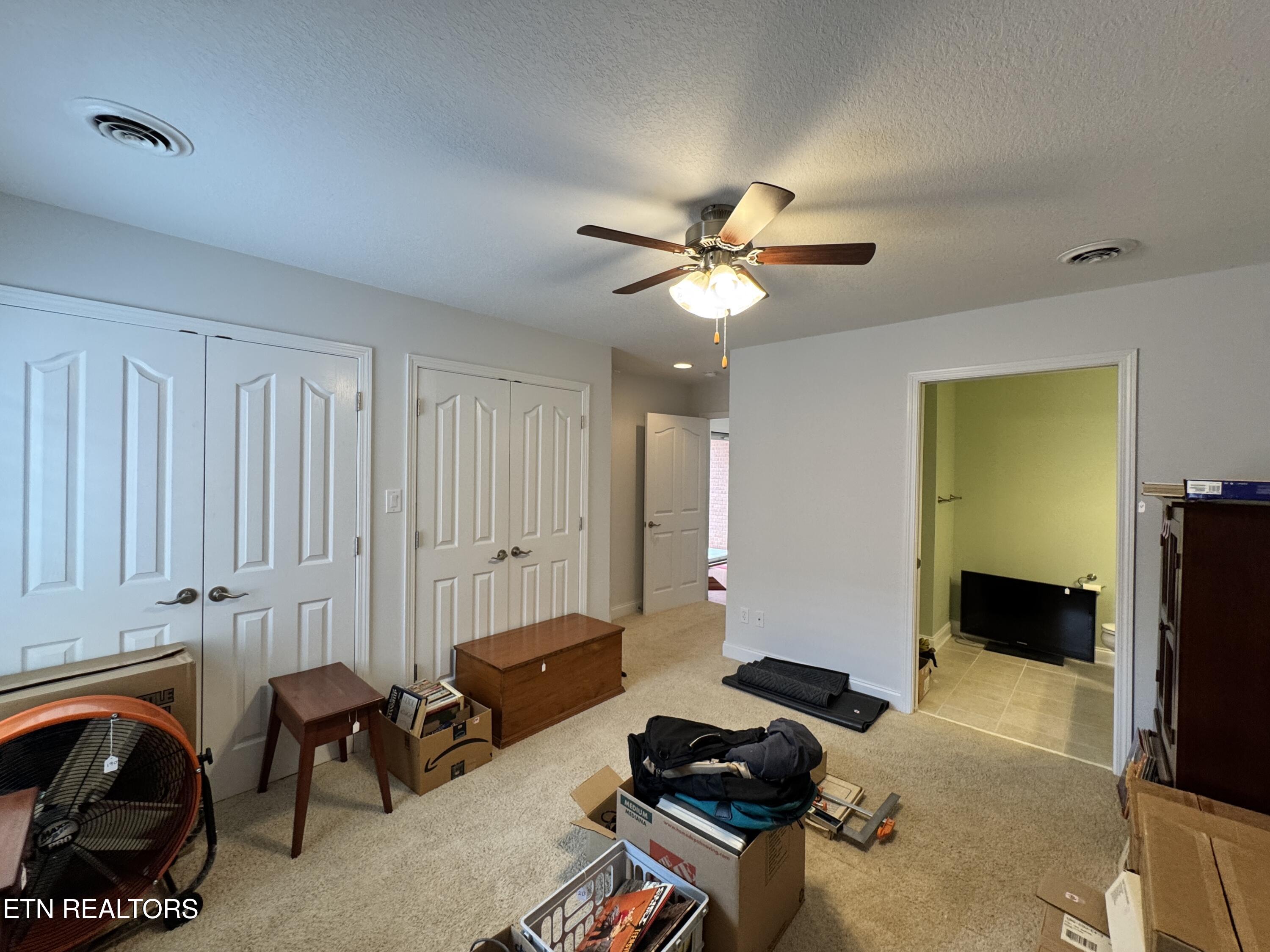 1052 Fine Glen Drive Sevierville TN 37862