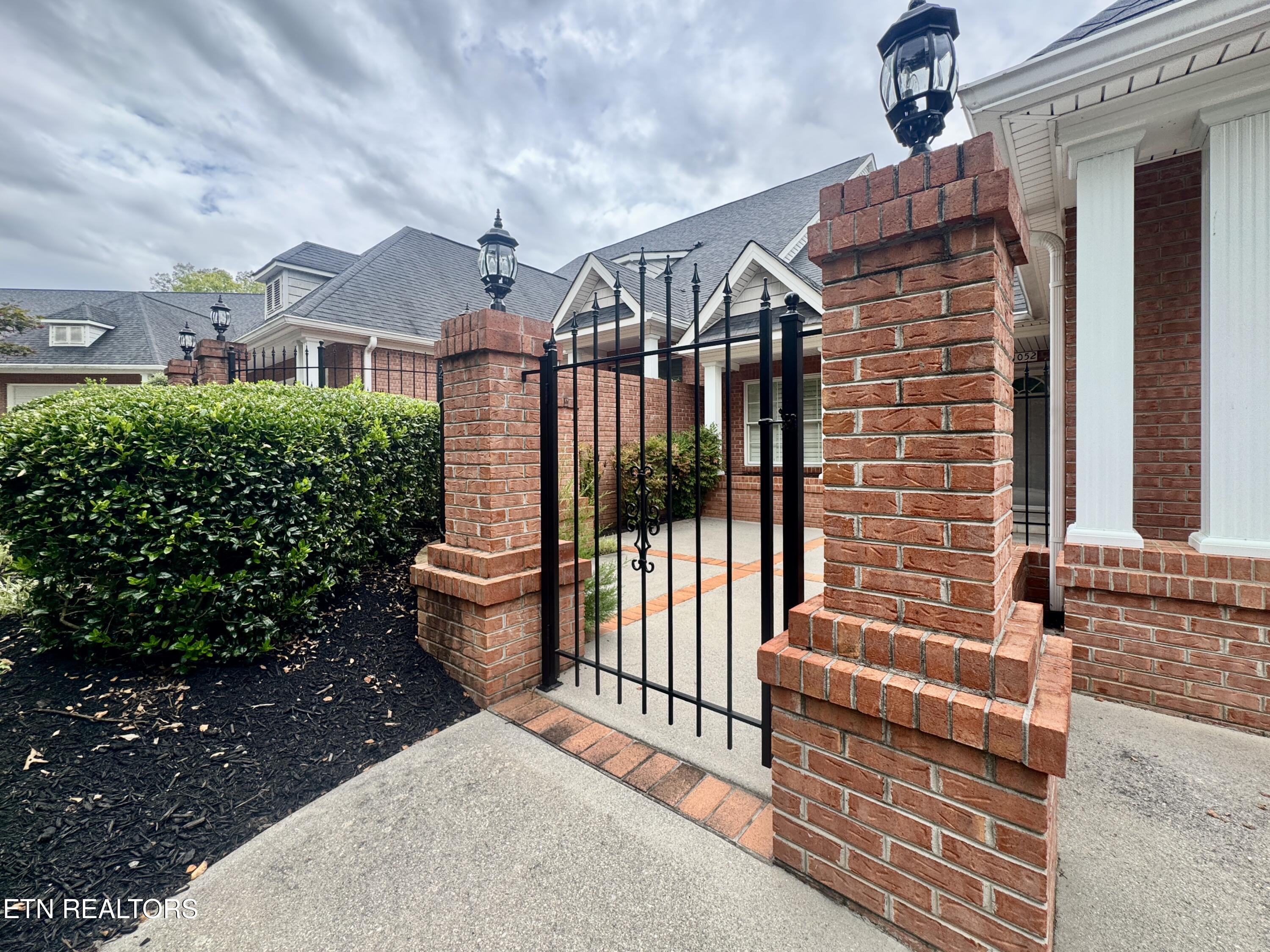 1052 Fine Glen Drive Sevierville TN 37862