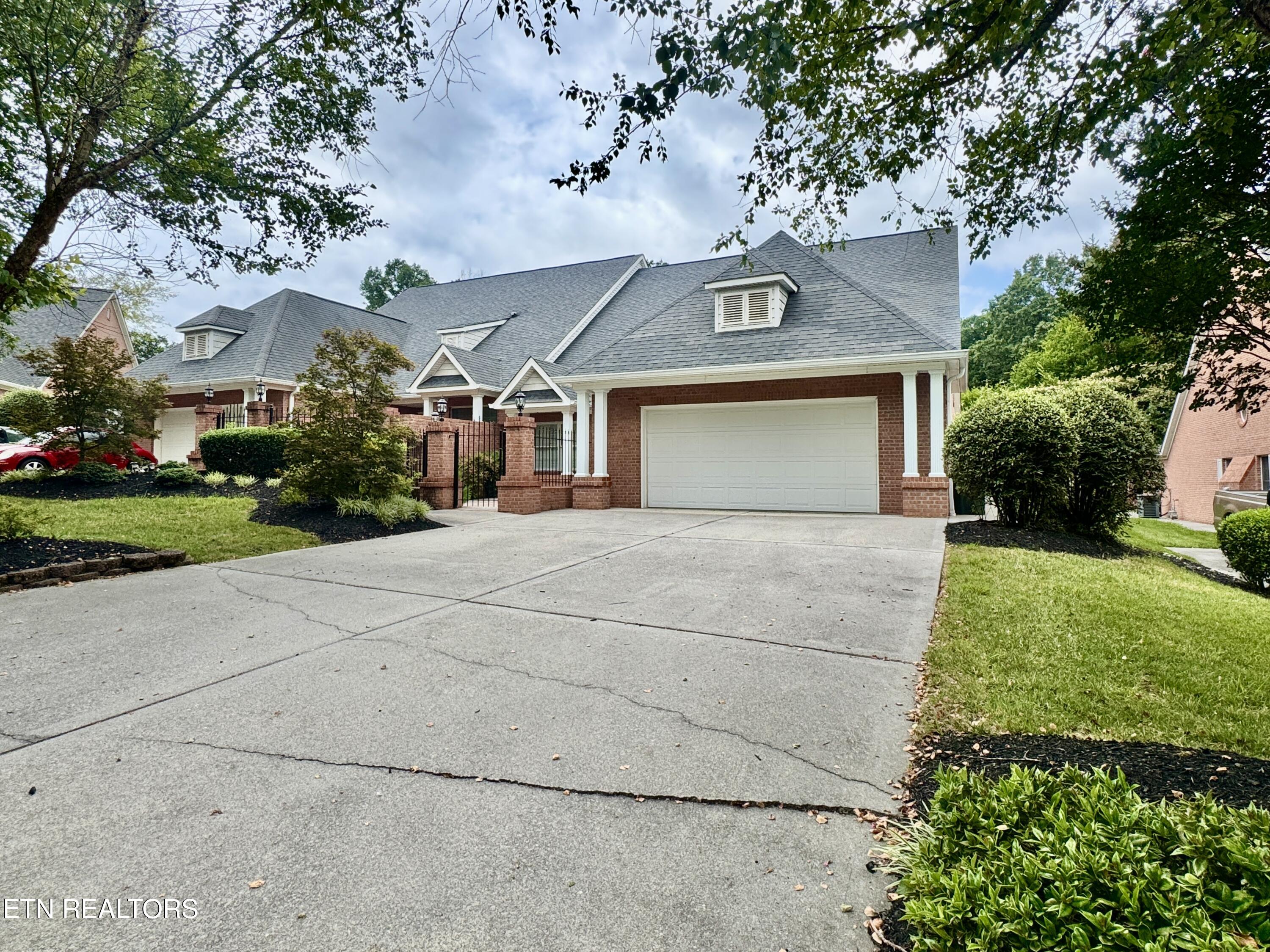 1052 Fine Glen Drive Sevierville TN 37862