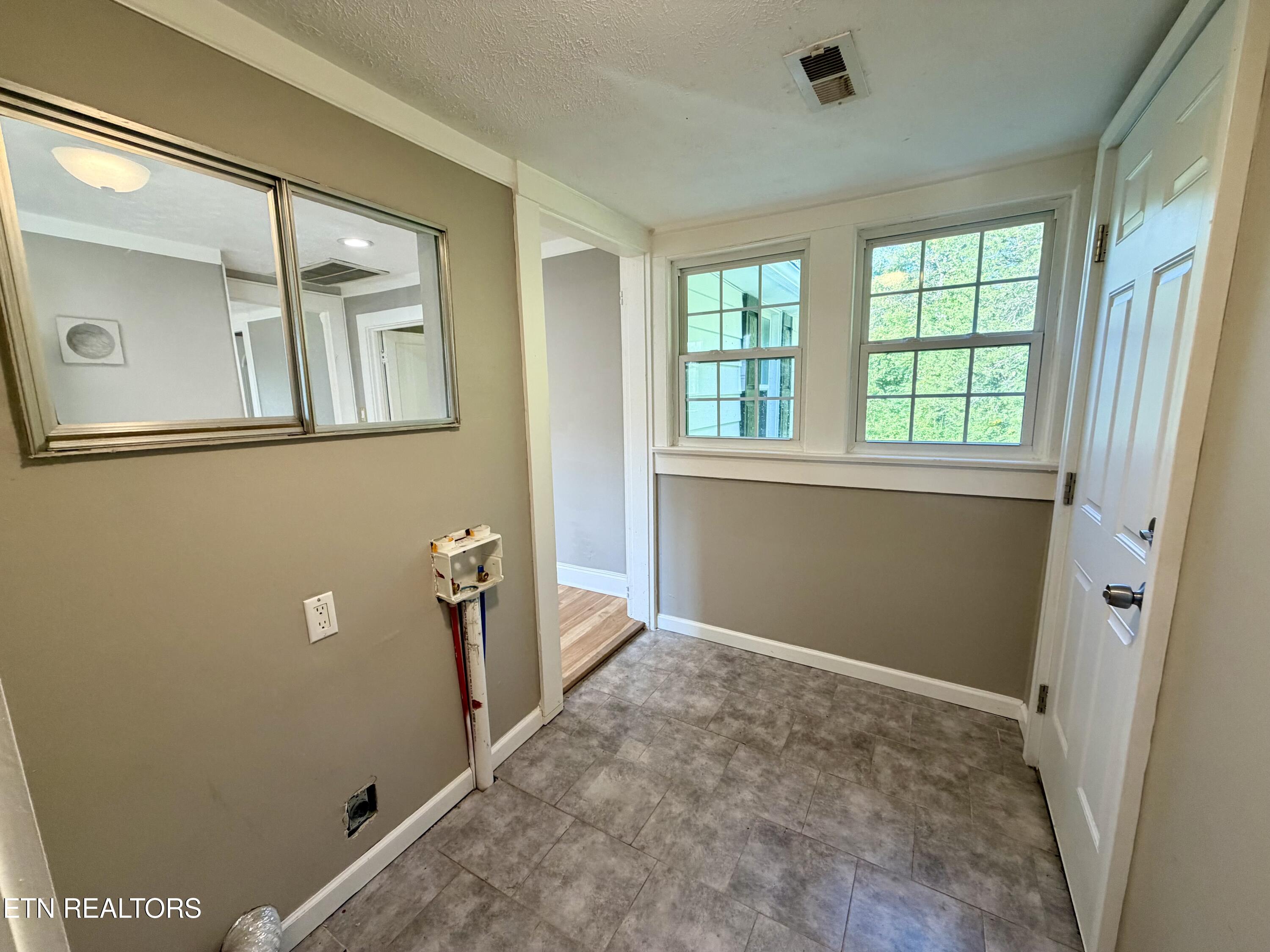 4701 Daystar Lane Knoxville TN 37918