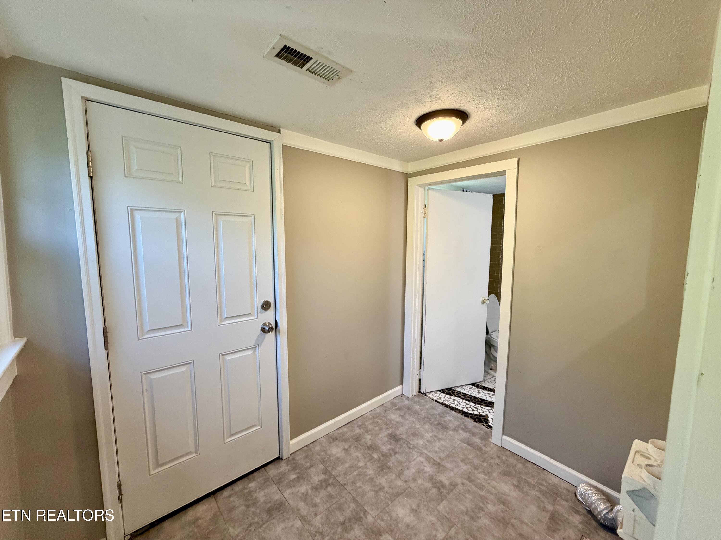 4701 Daystar Lane Knoxville TN 37918