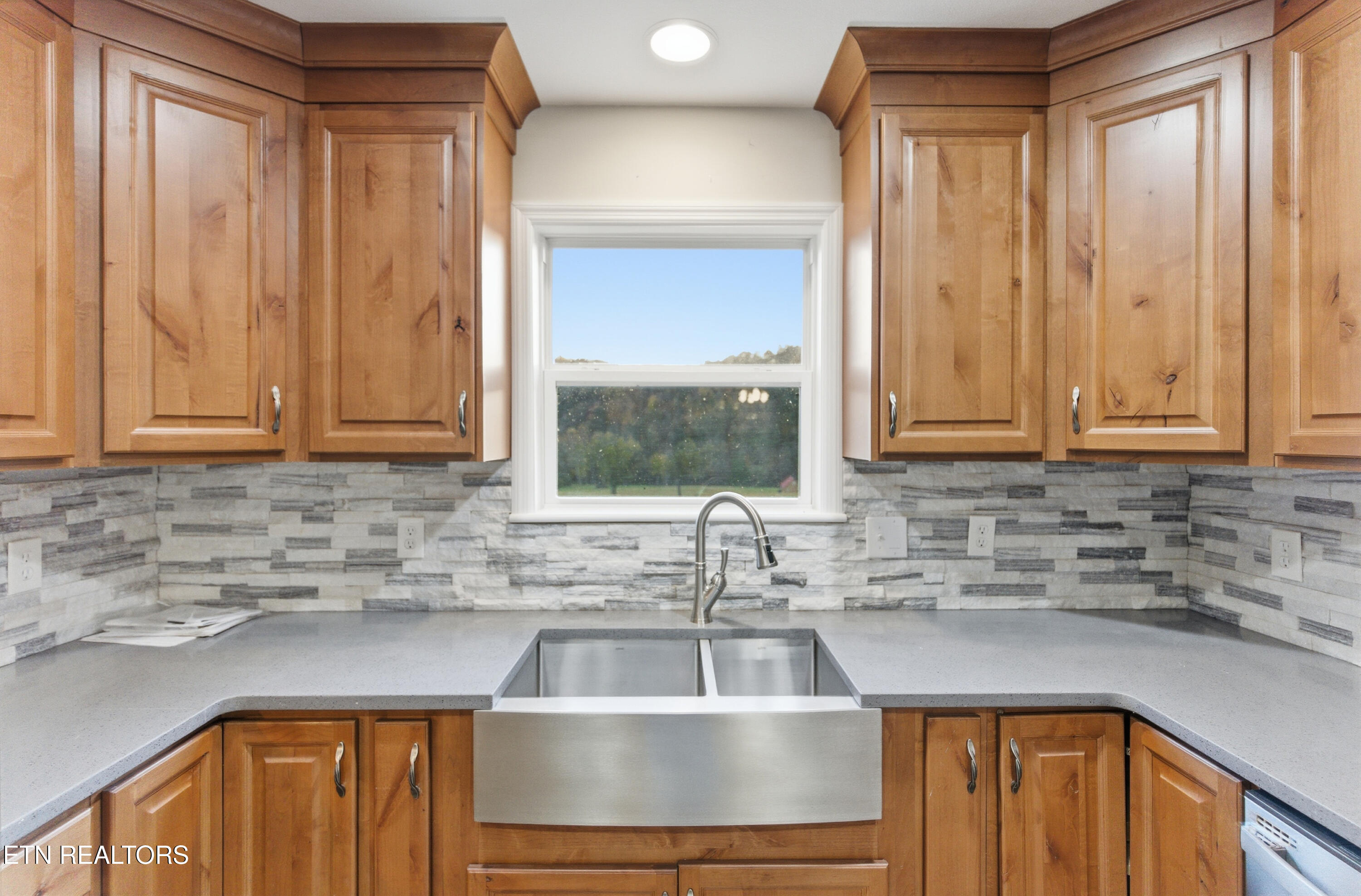 369 Mike Miller Lane Clinton TN 37716