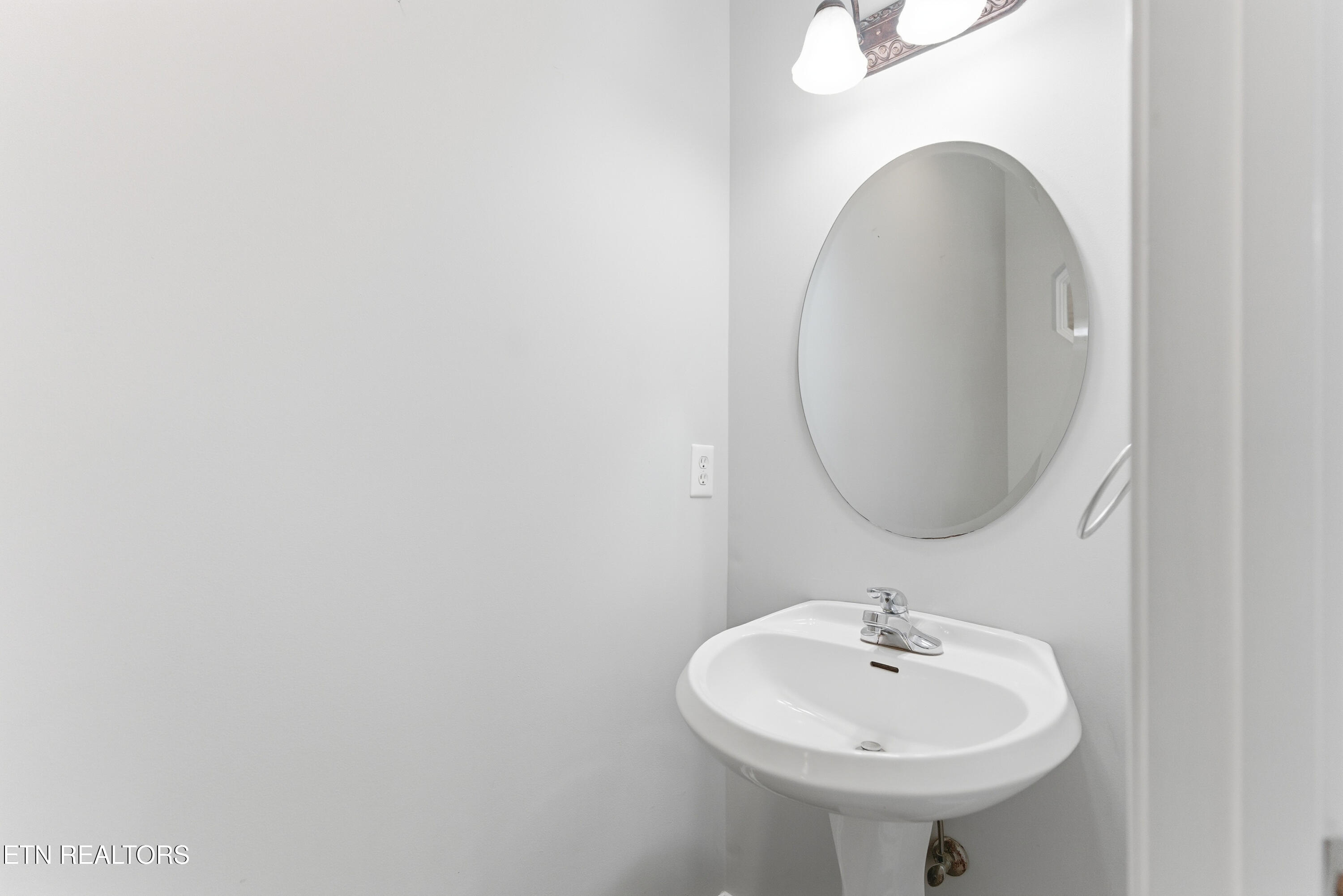 369 Mike Miller Lane Clinton TN 37716