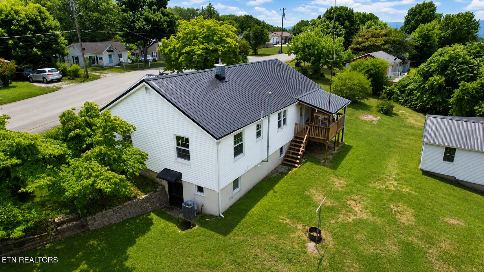 822 Rose Hill Drive Lafollette TN 37766