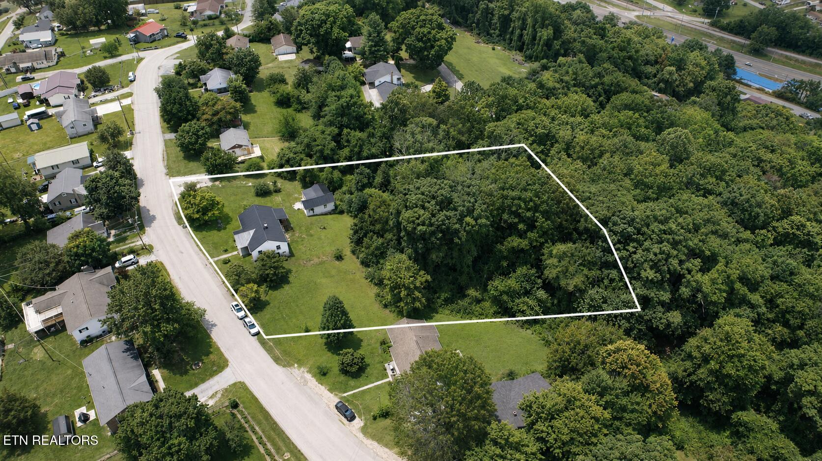 822 Rose Hill Drive Lafollette TN 37766