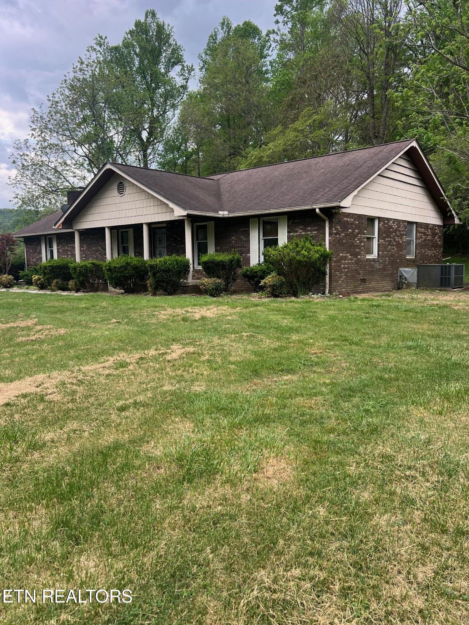 1588 Highway 116 Caryville TN 37714