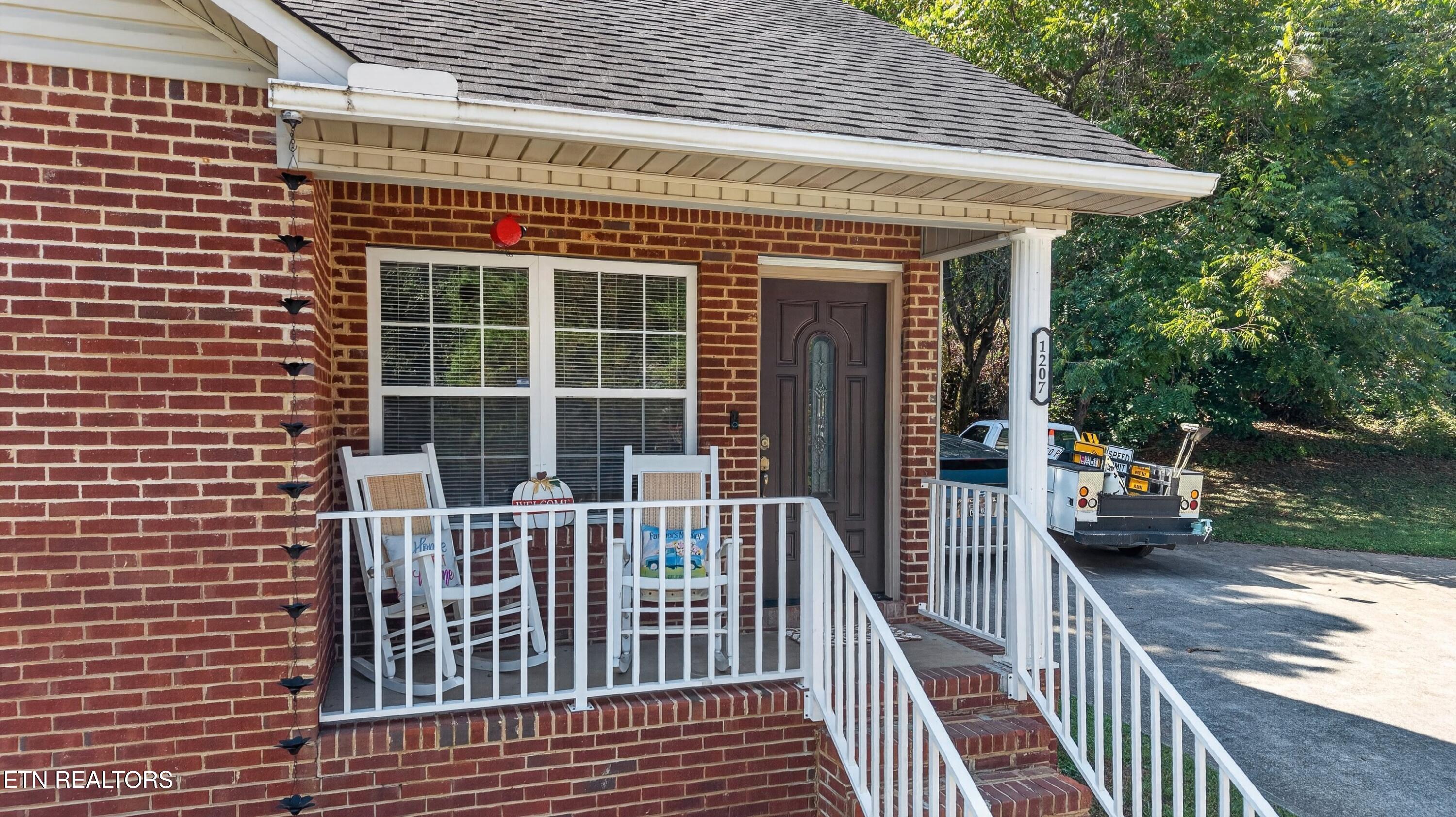 1207 Pool Street Sevierville TN 37862