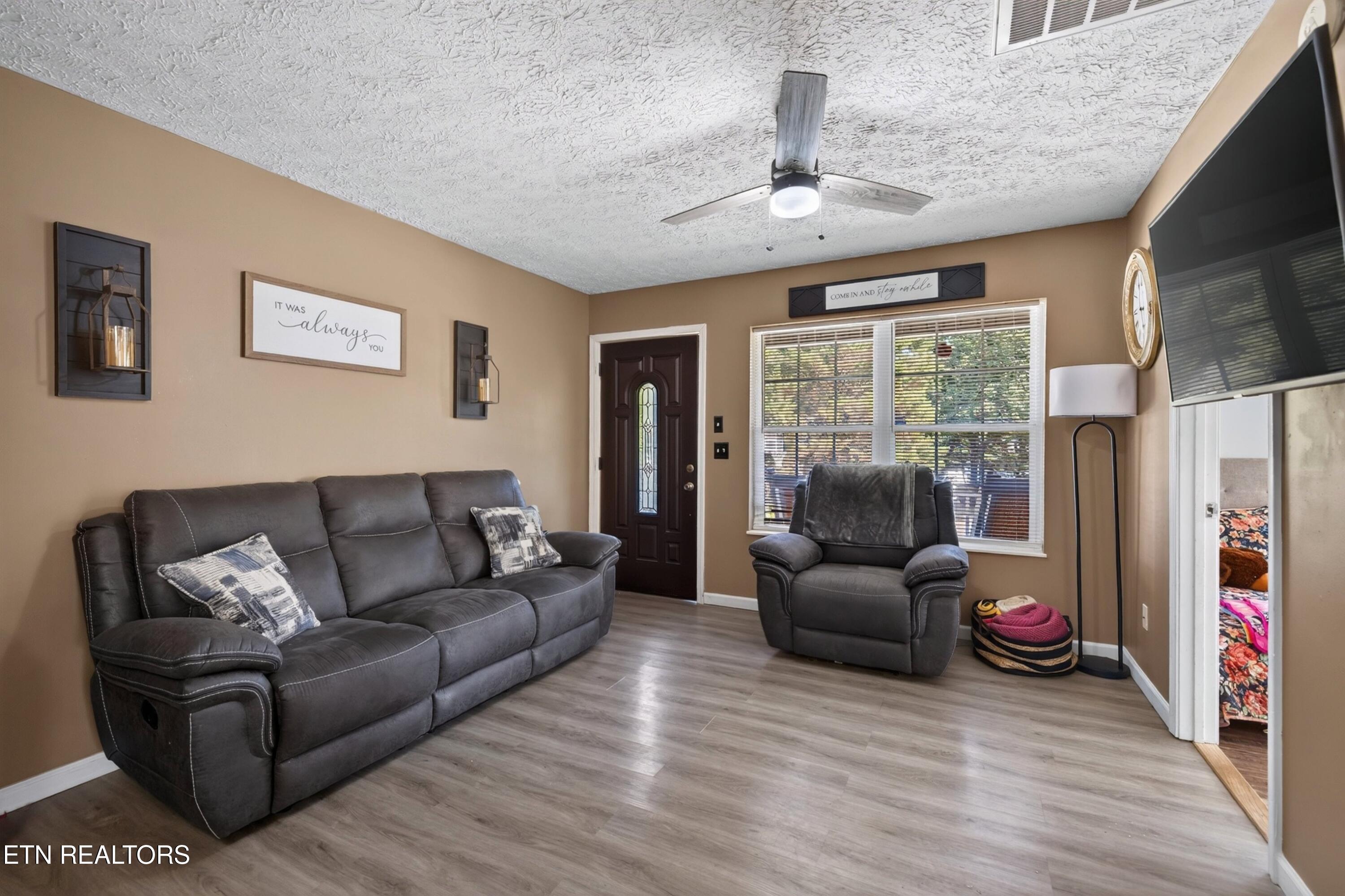 1207 Pool Street Sevierville TN 37862