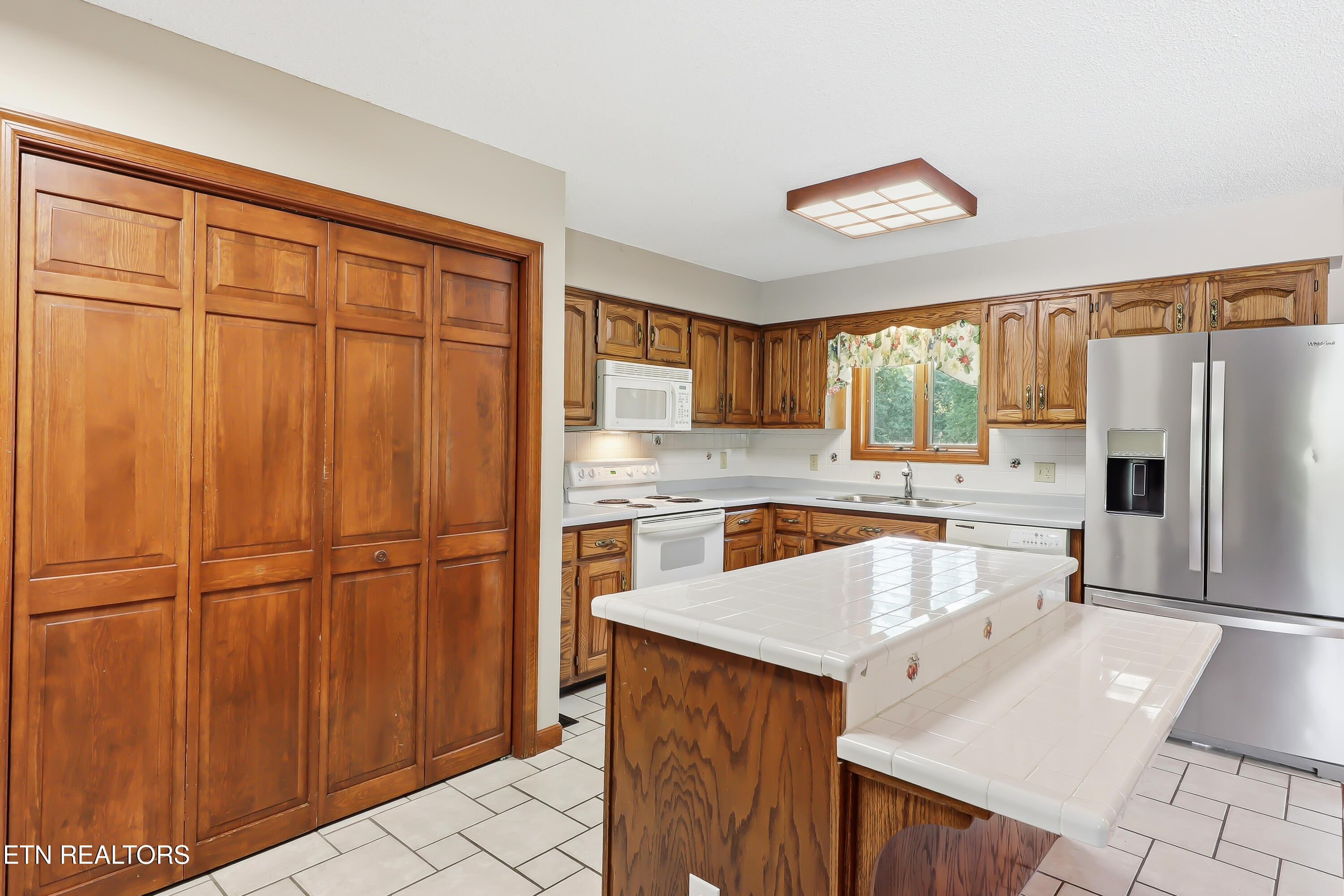 327 Sandy Lane Townsend TN 37882