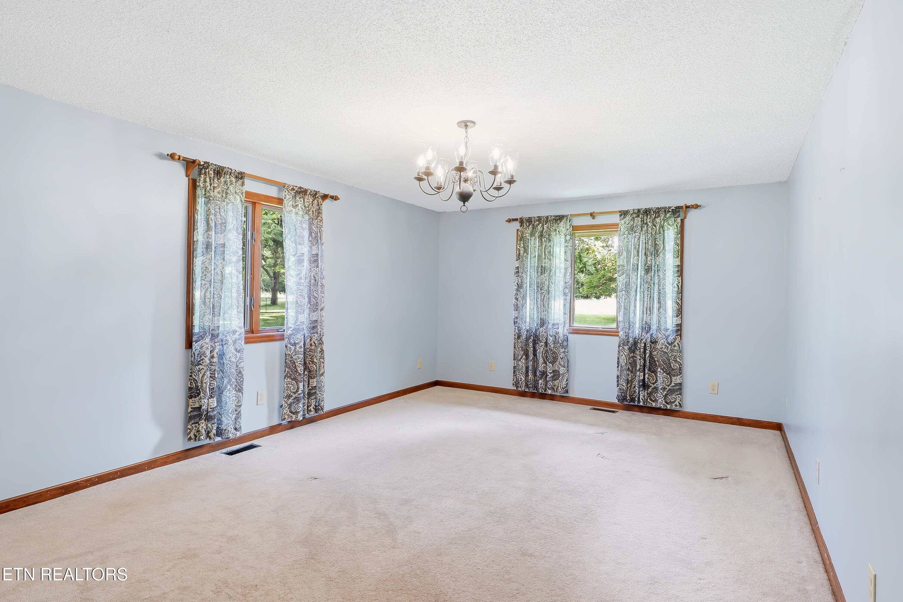 327 Sandy Lane Townsend TN 37882