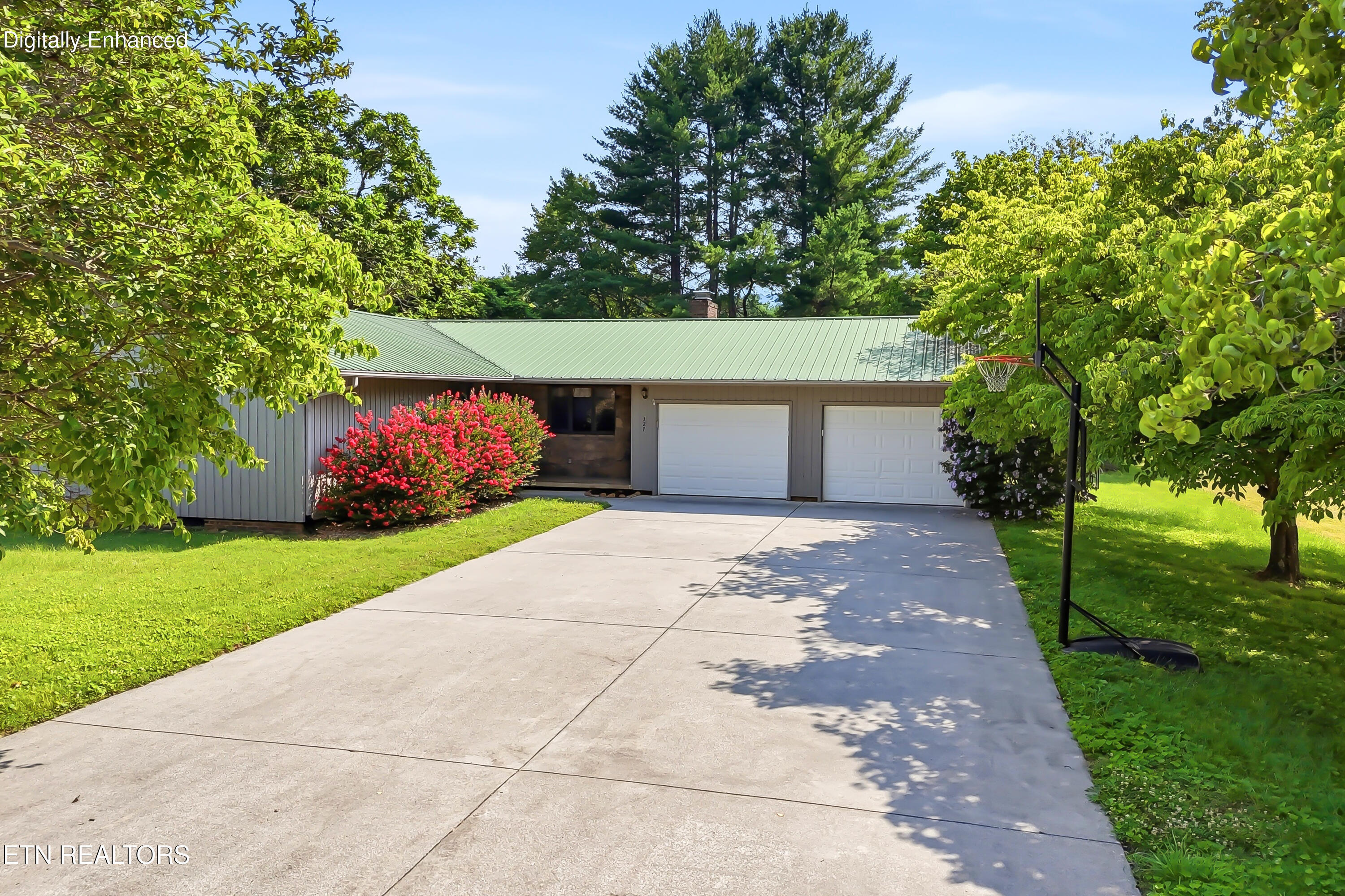 327 Sandy Lane Townsend TN 37882