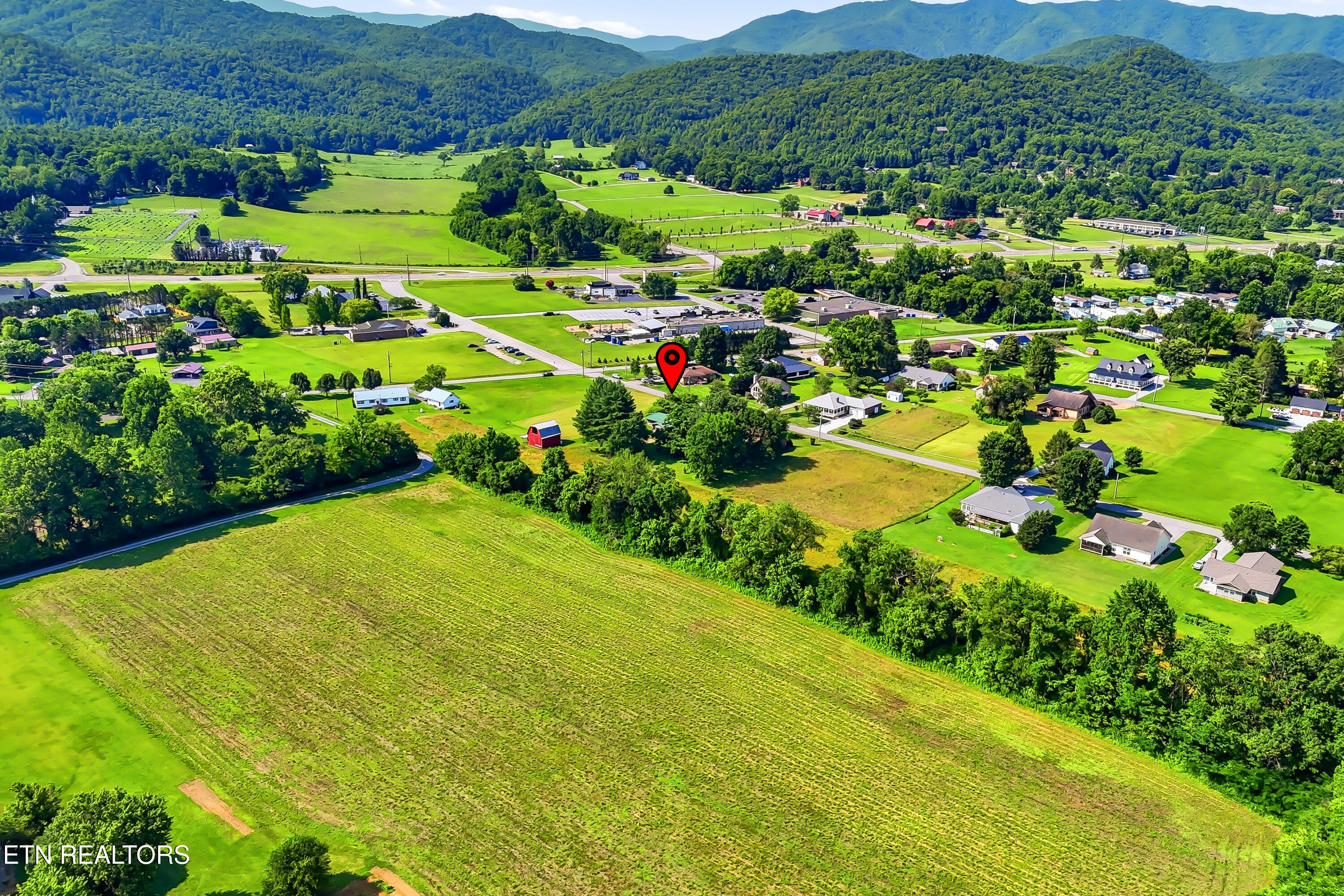327 Sandy Lane Townsend TN 37882