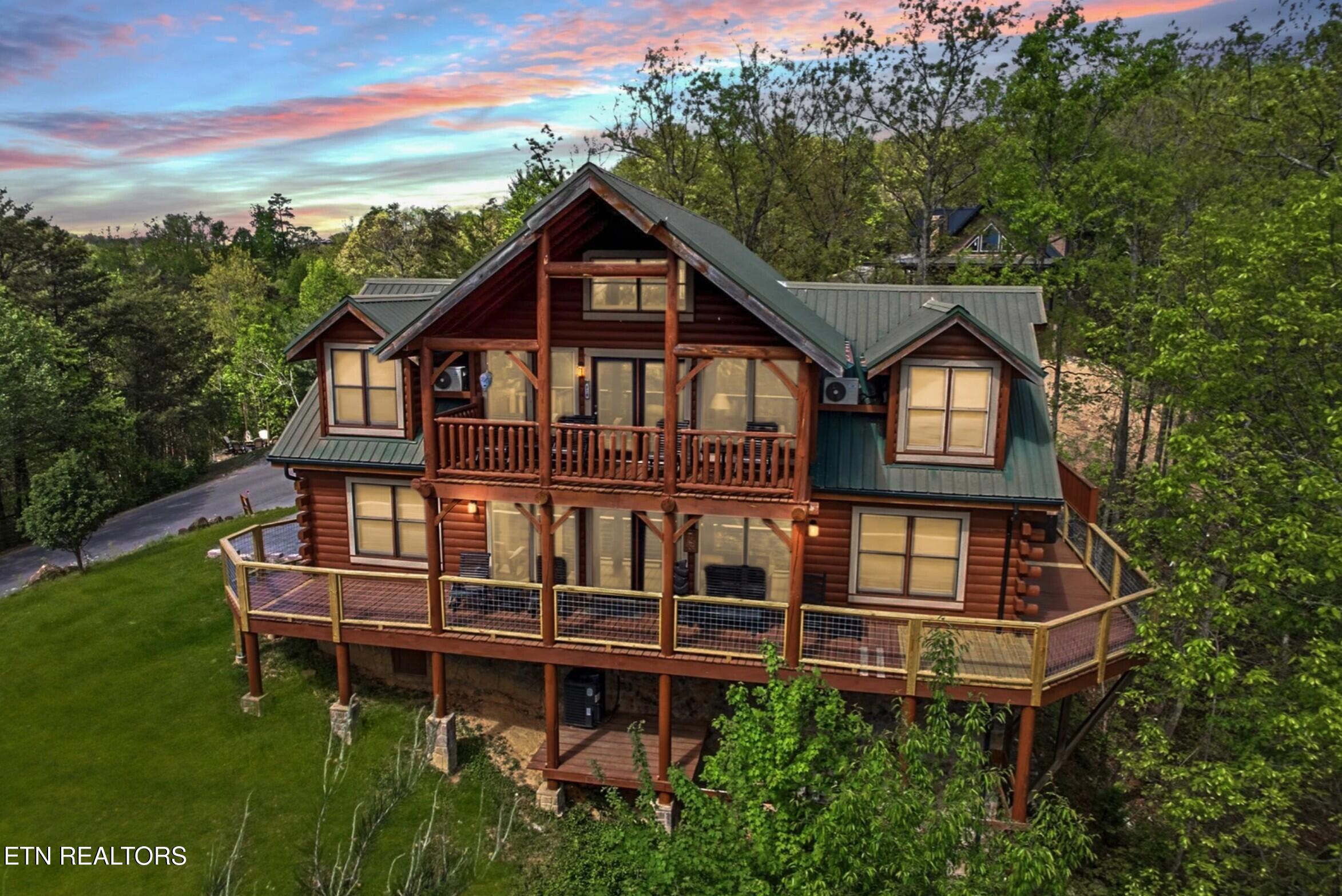 2733 Cats Paw Lane Sevierville TN 37862