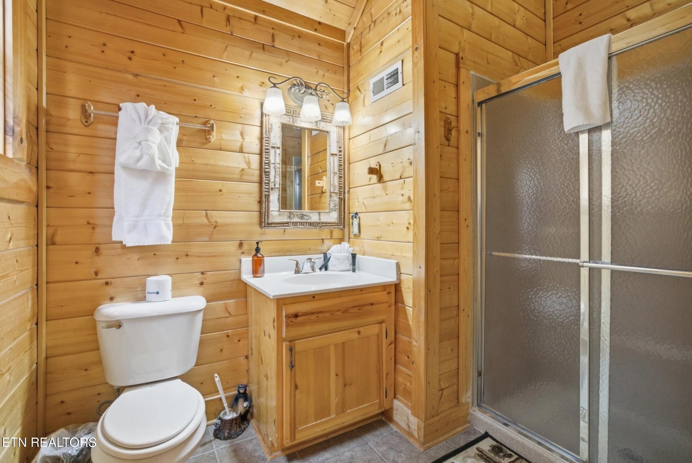 2733 Cats Paw Lane Sevierville TN 37862