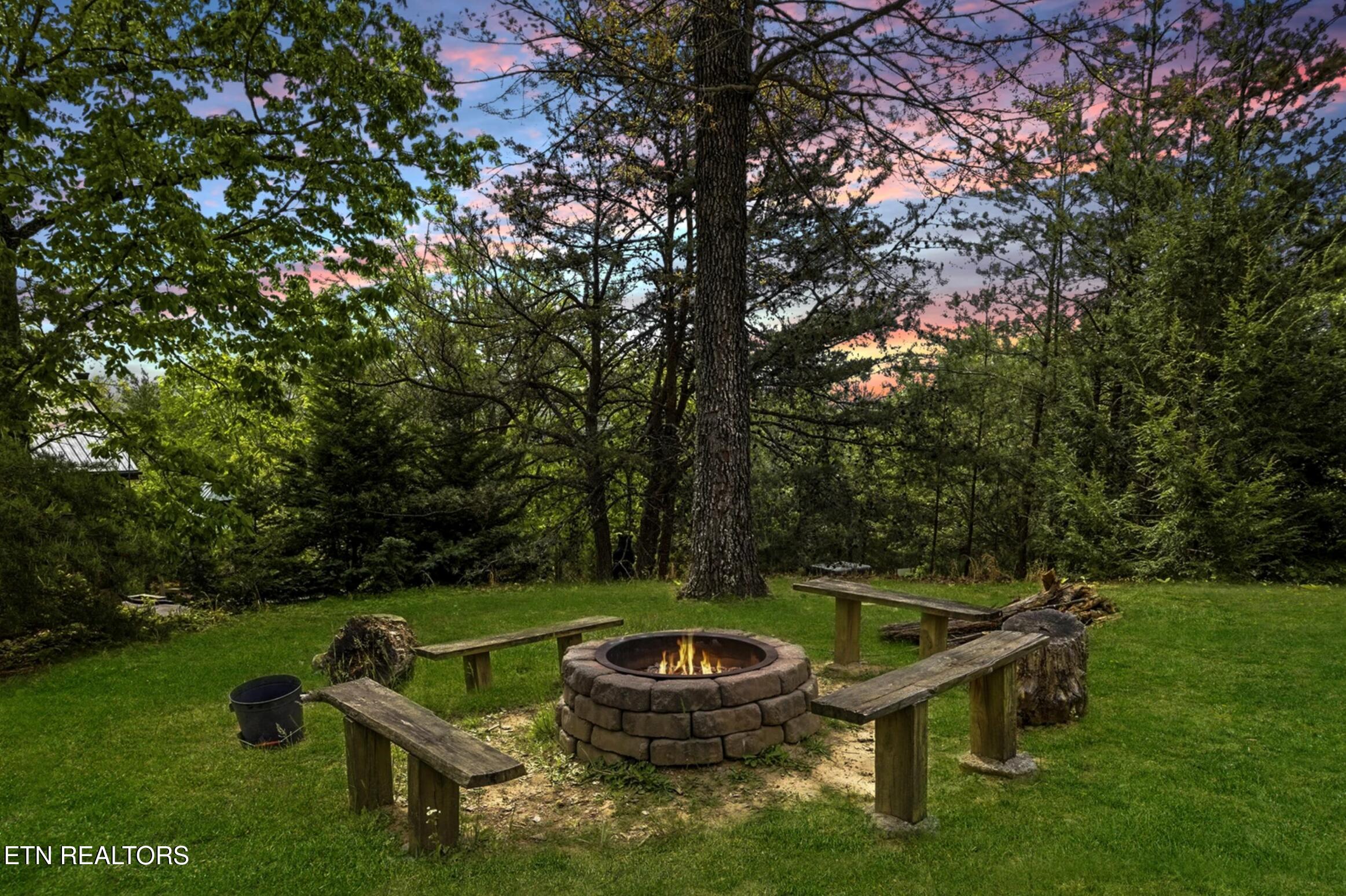2733 Cats Paw Lane Sevierville TN 37862