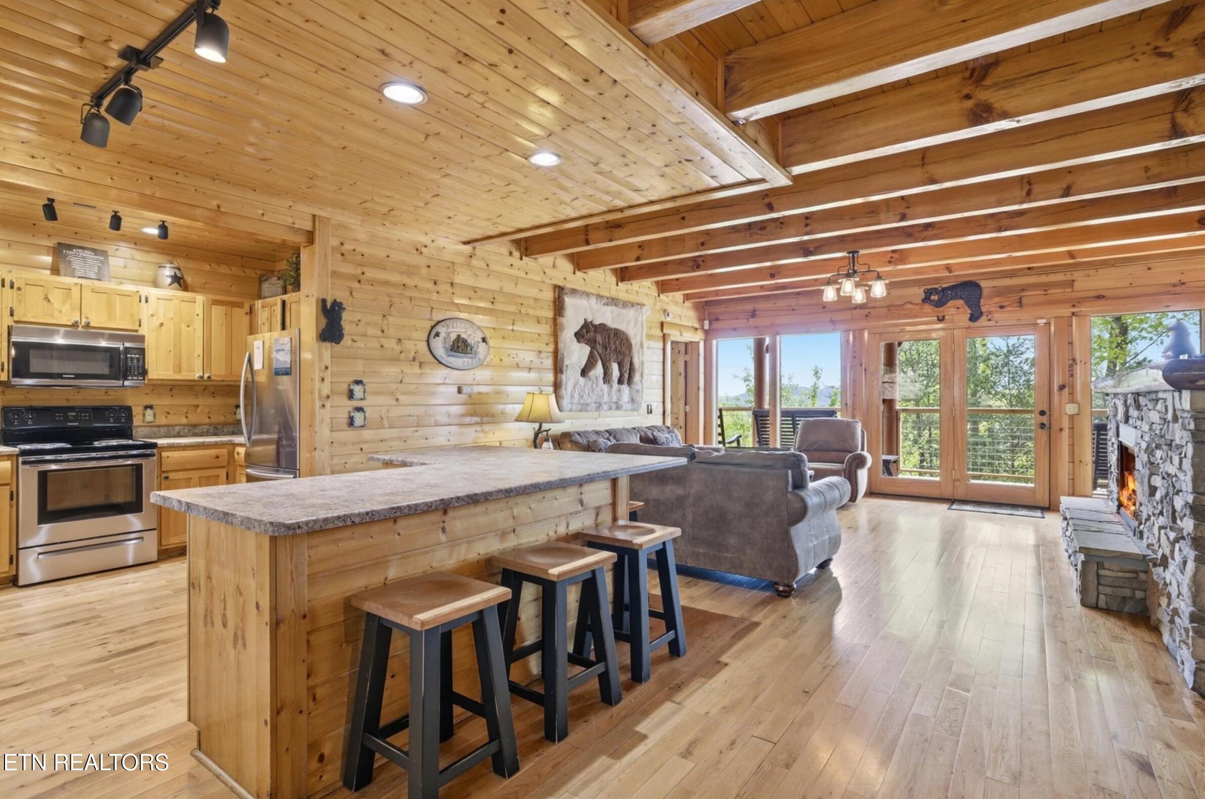 2733 Cats Paw Lane Sevierville TN 37862