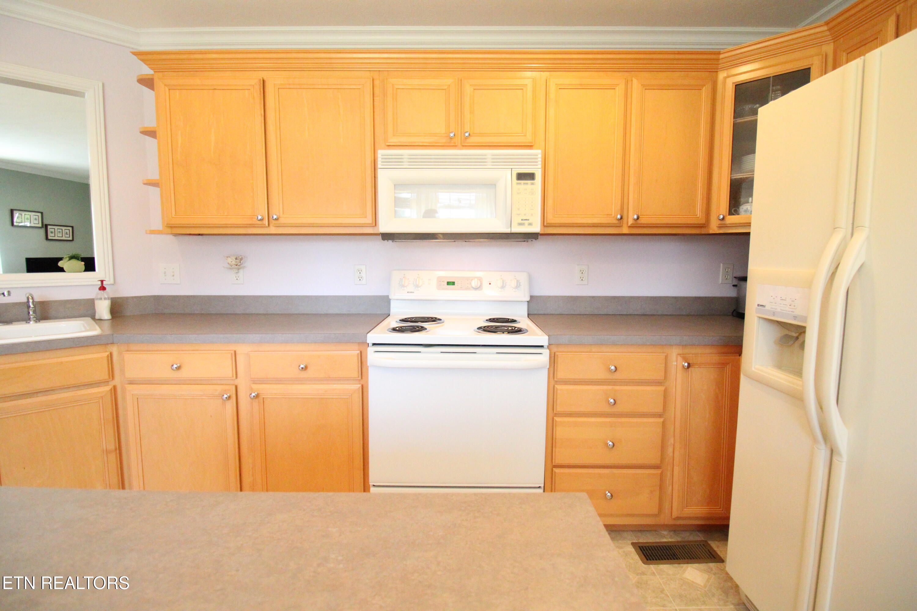 7555 Stonehenge Drive Talbott TN 37877