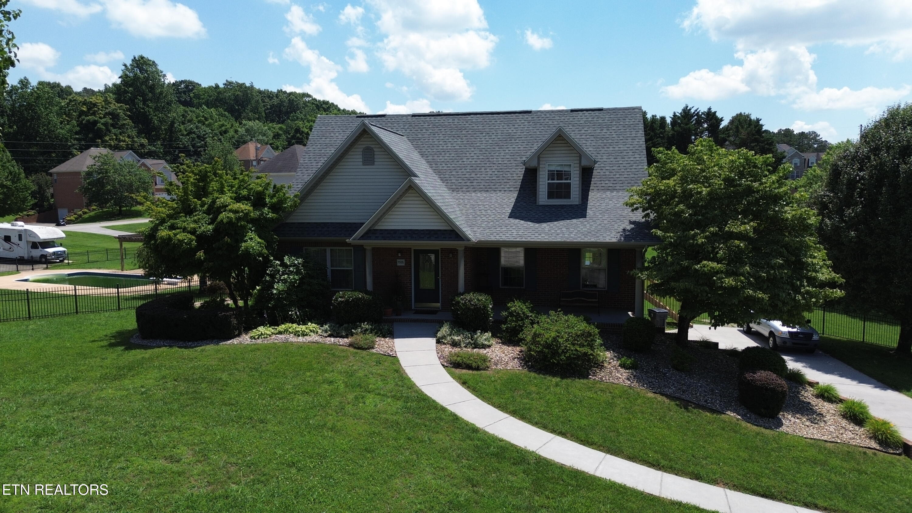 7555 Stonehenge Drive Talbott TN 37877