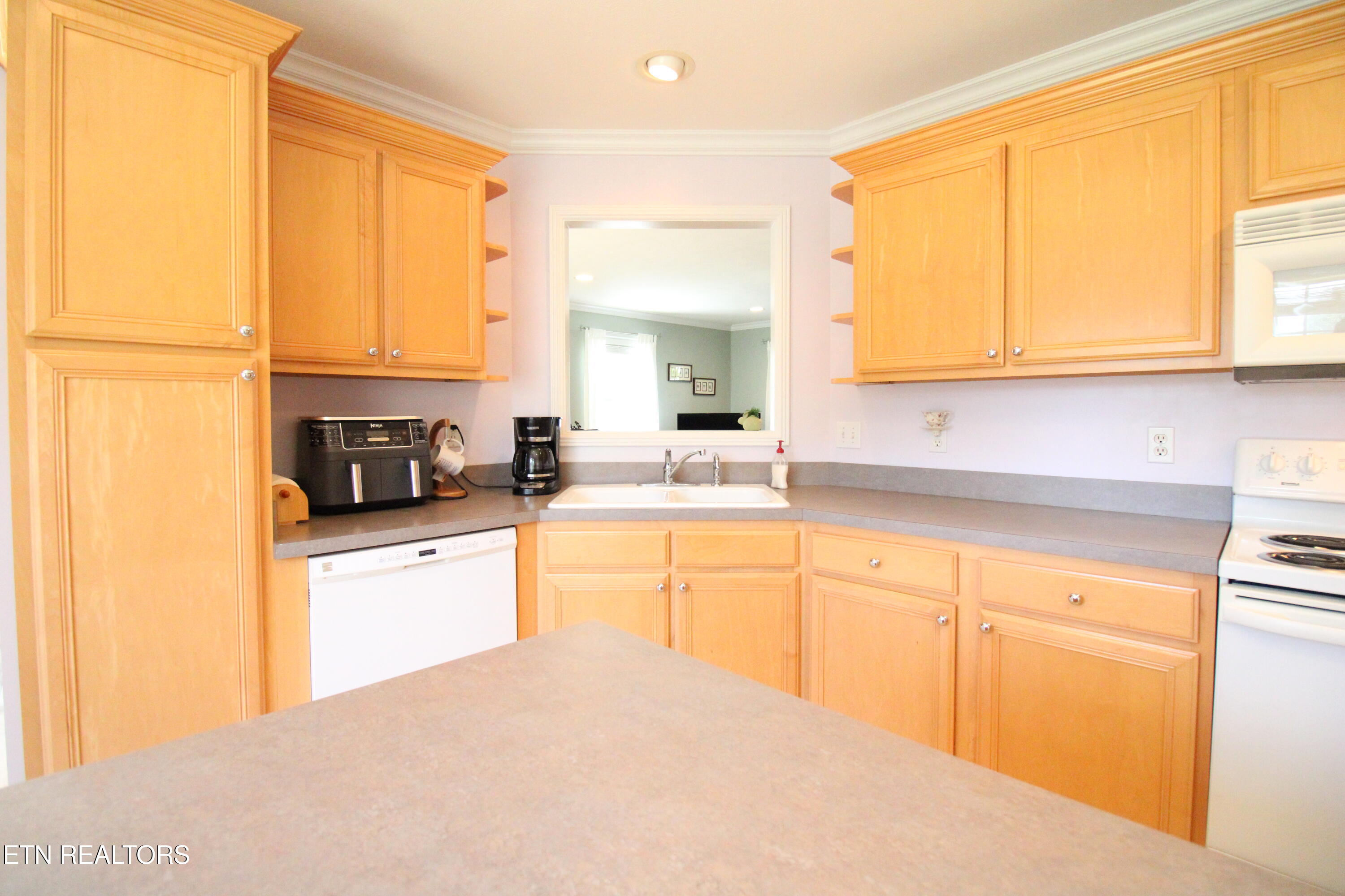 7555 Stonehenge Drive Talbott TN 37877