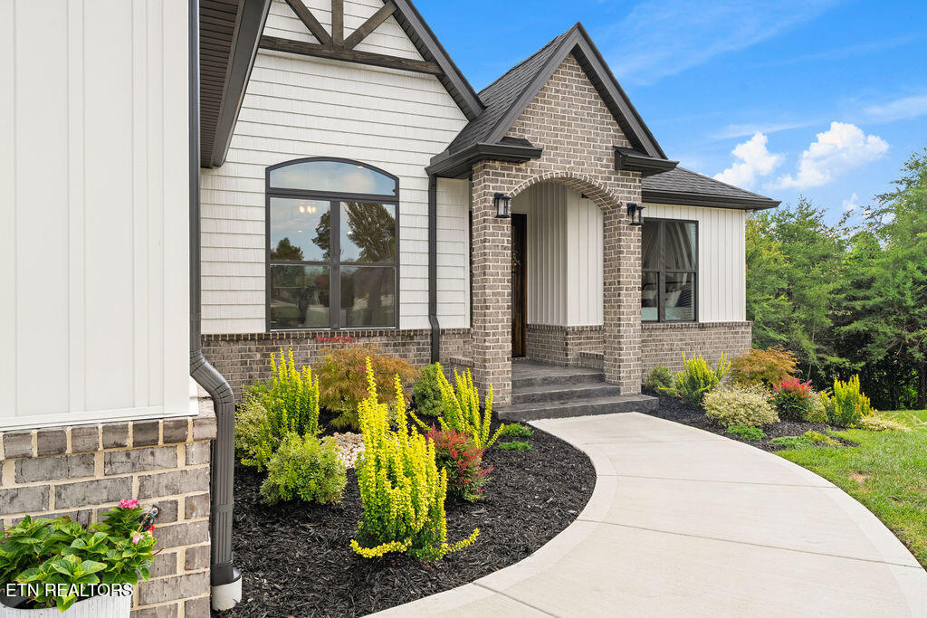 213 Nuhya Trail Loudon TN 37774