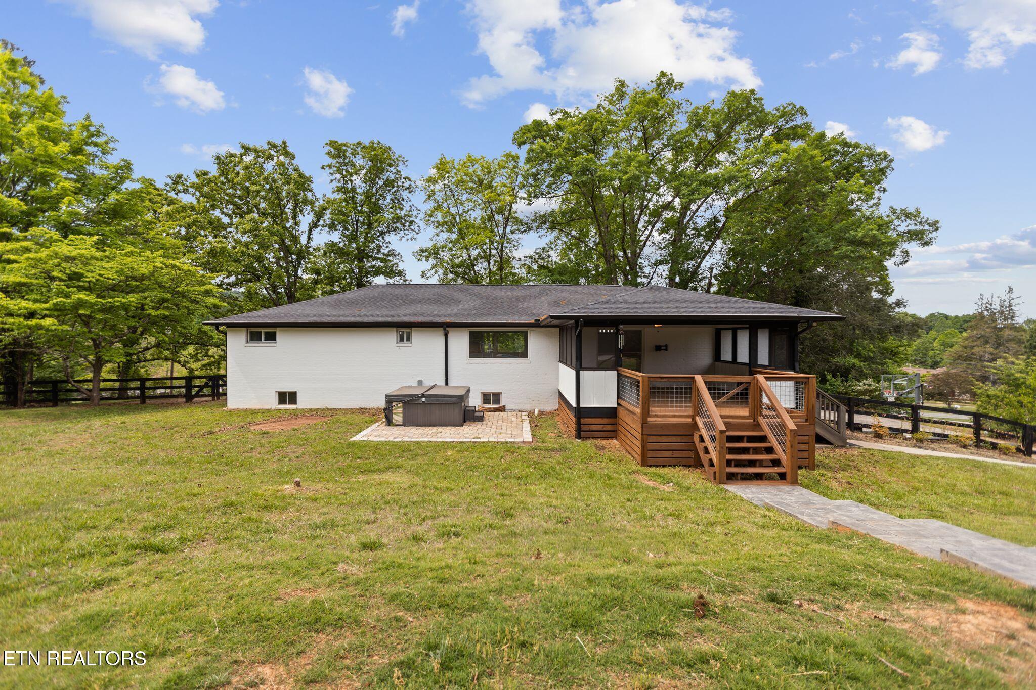 7204 Fairlane Road Powell TN 37849