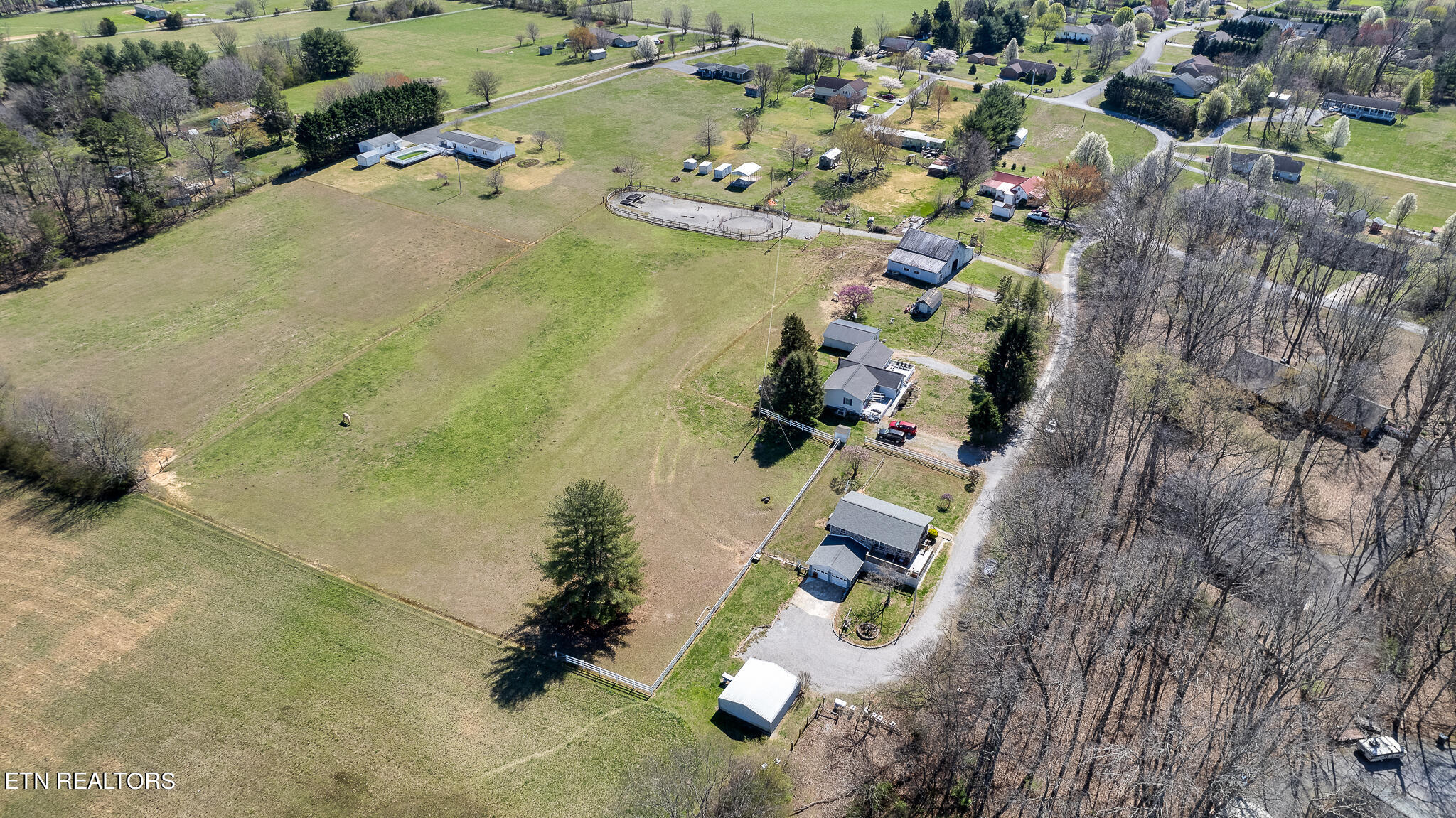 1506 W Cunningham Road Seymour TN 37865