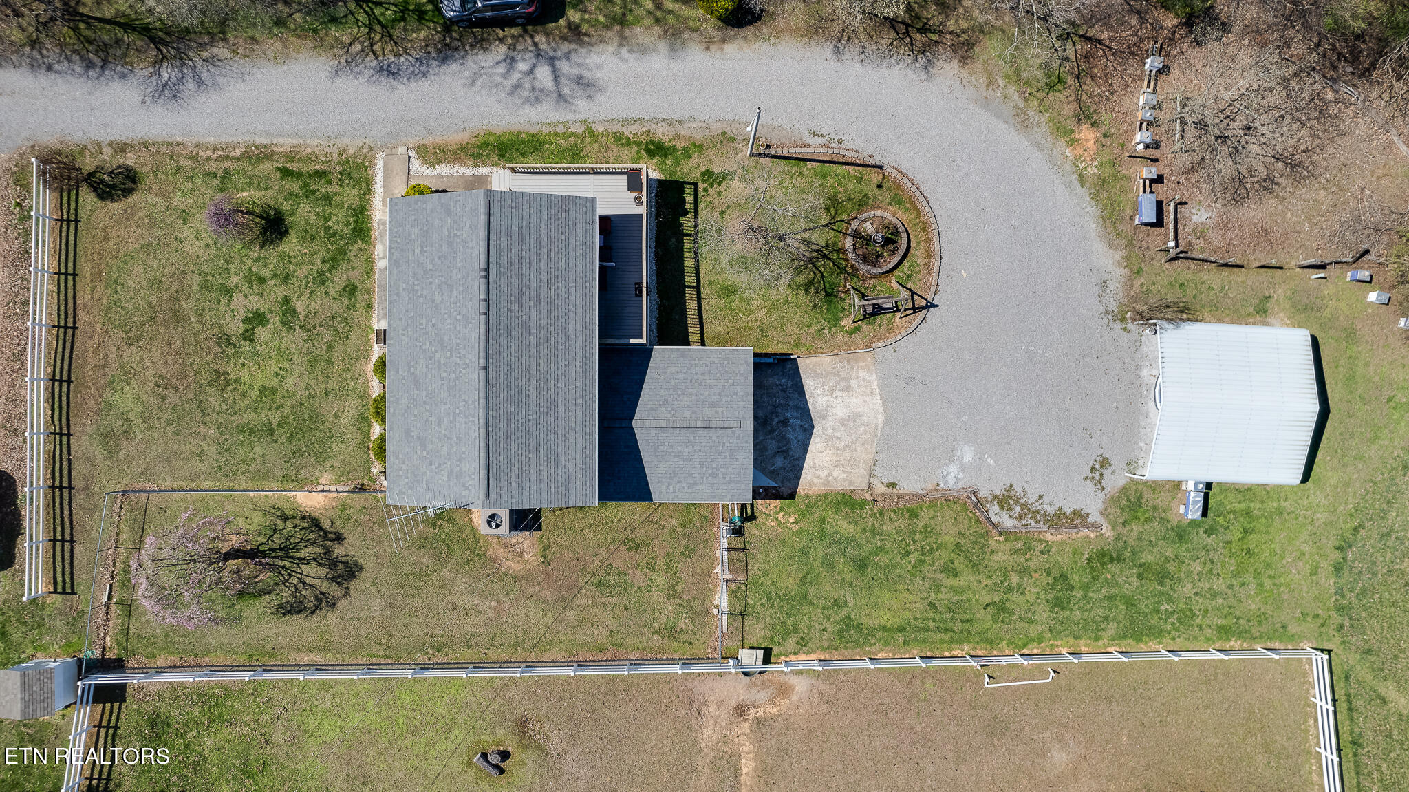 1506 W Cunningham Road Seymour TN 37865