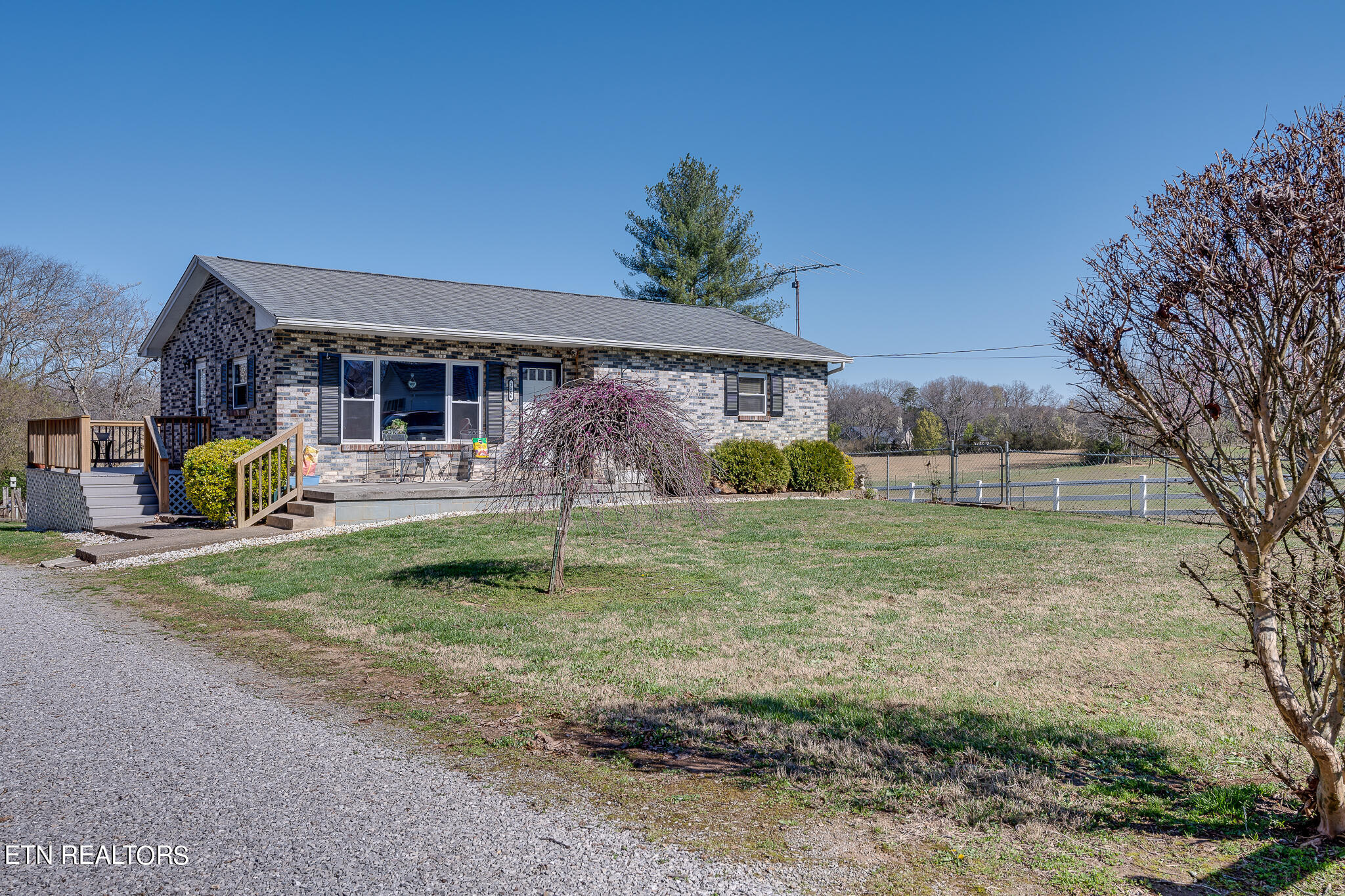 1506 W Cunningham Road Seymour TN 37865