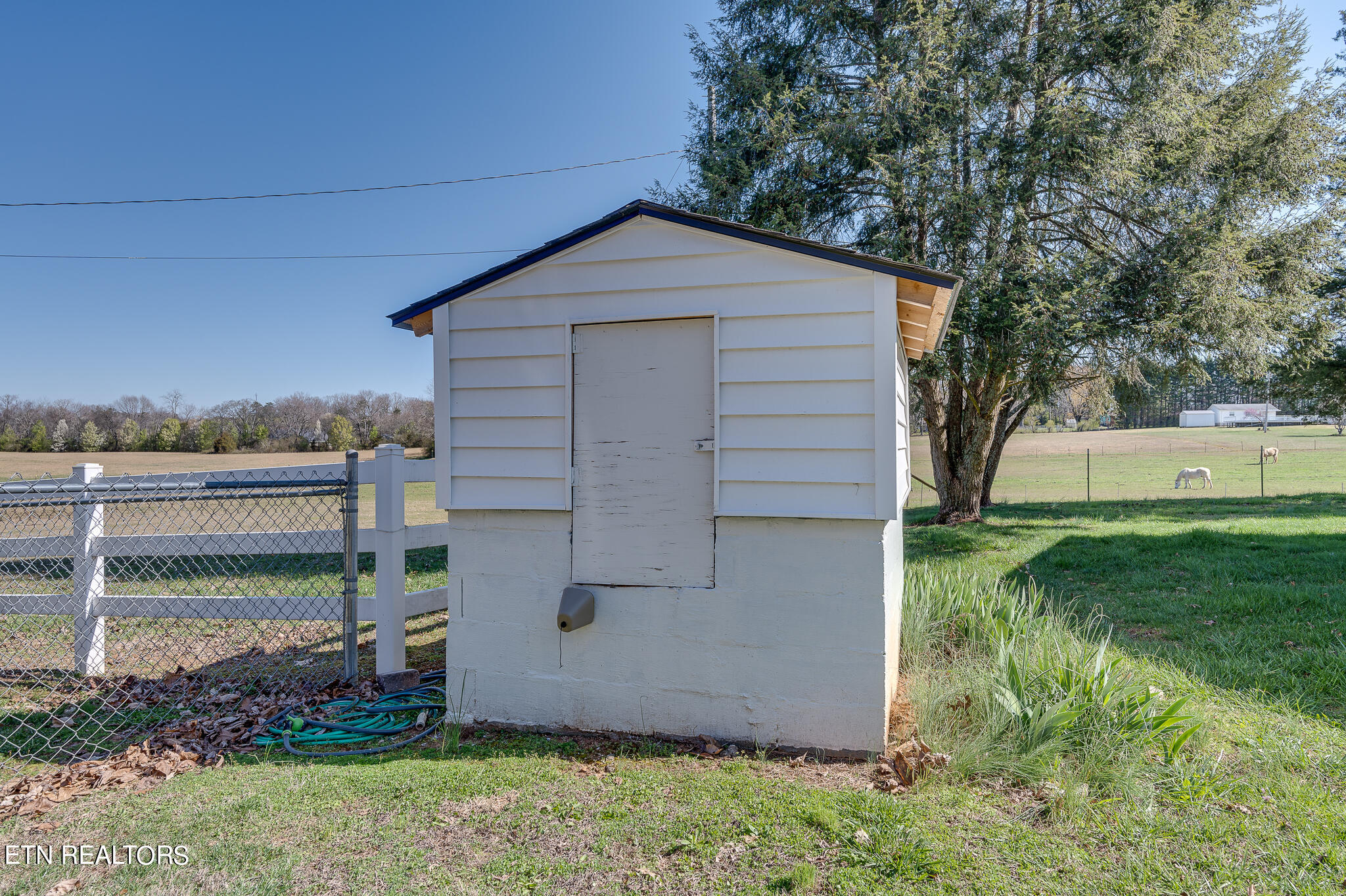 1506 W Cunningham Road Seymour TN 37865