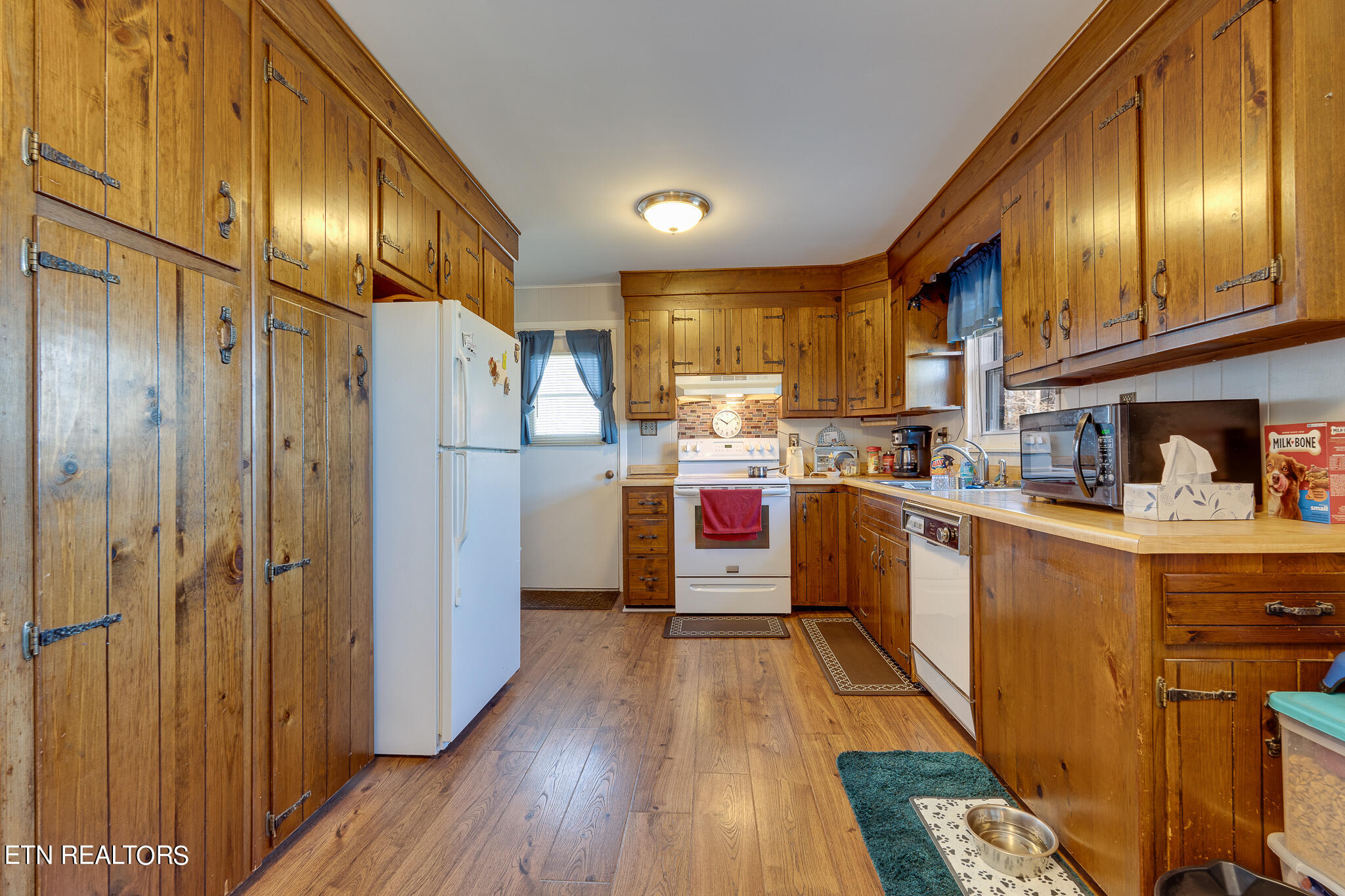 1506 W Cunningham Road Seymour TN 37865