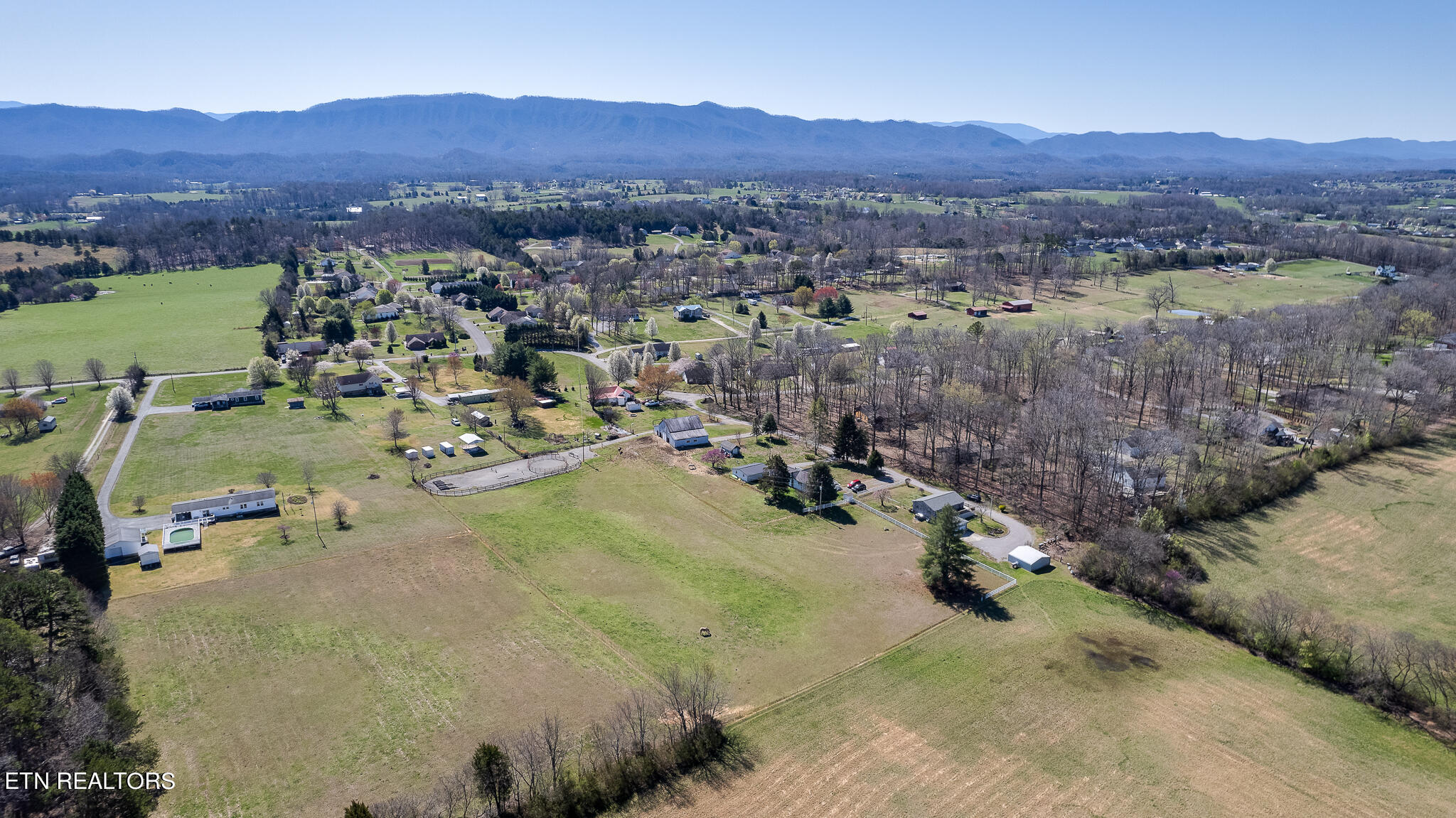 1506 W Cunningham Road Seymour TN 37865