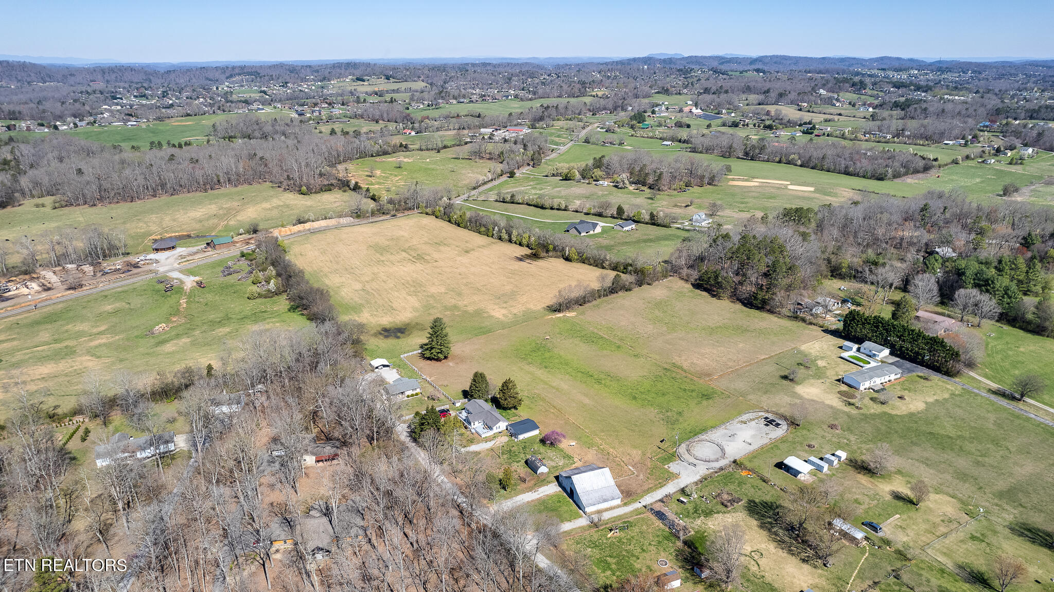 1506 W Cunningham Road Seymour TN 37865