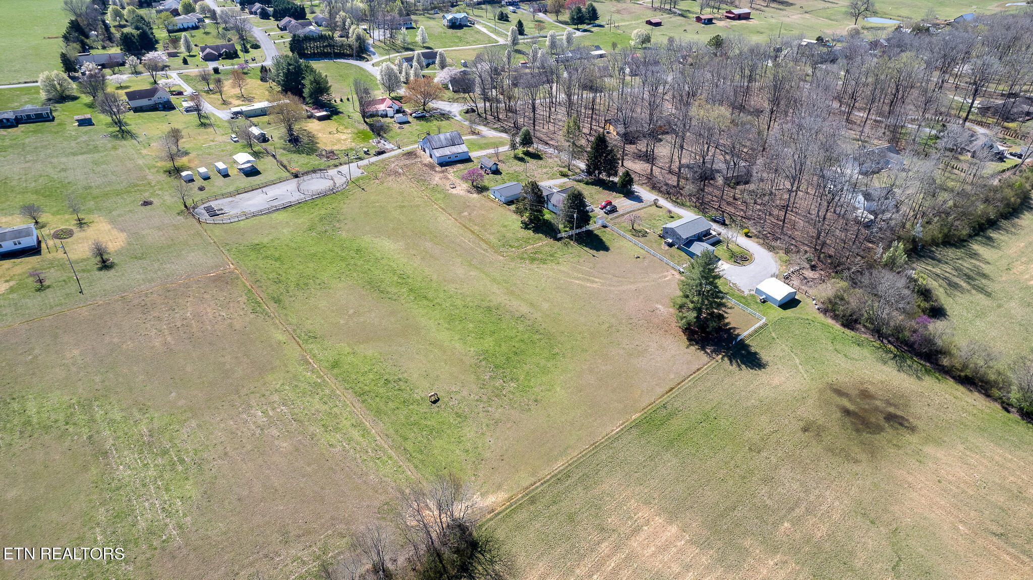 1506 W Cunningham Road Seymour TN 37865