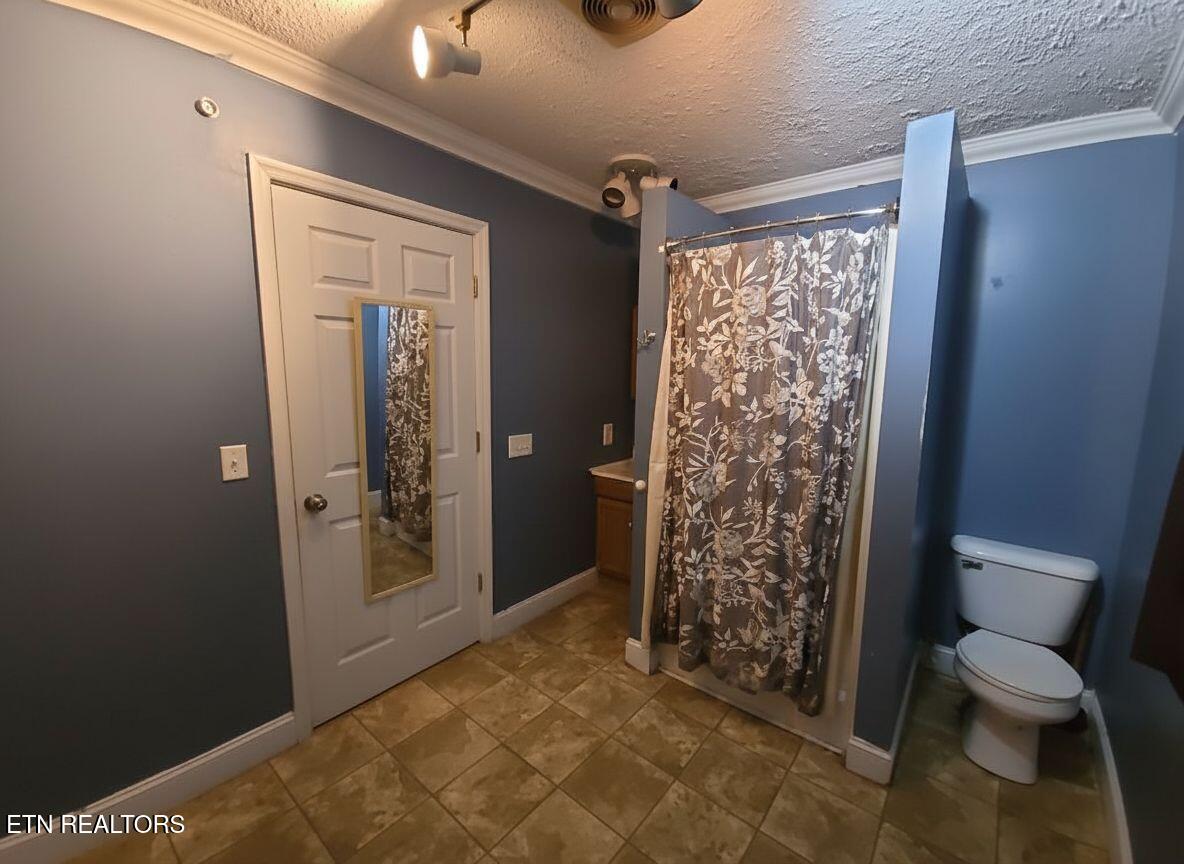 225 County Road 587 Englewood TN 37329