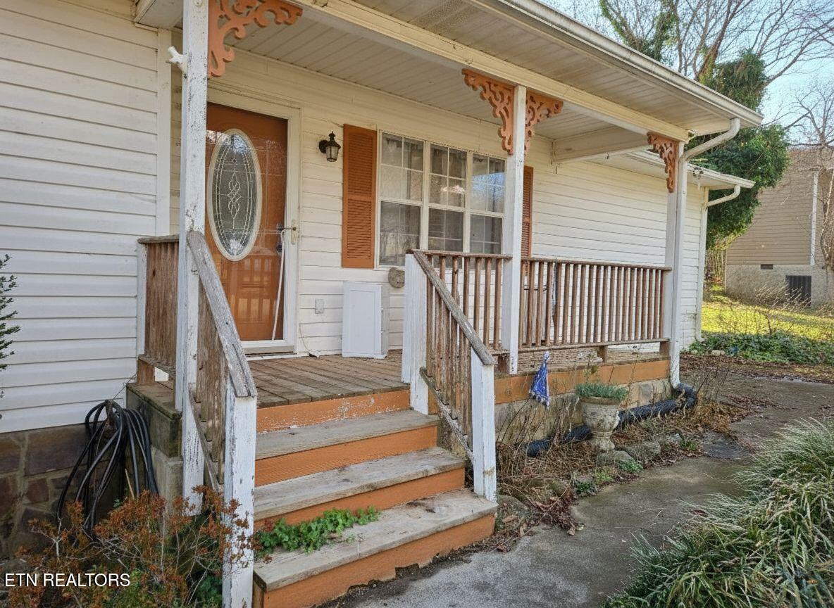 225 County Road 587 Englewood TN 37329