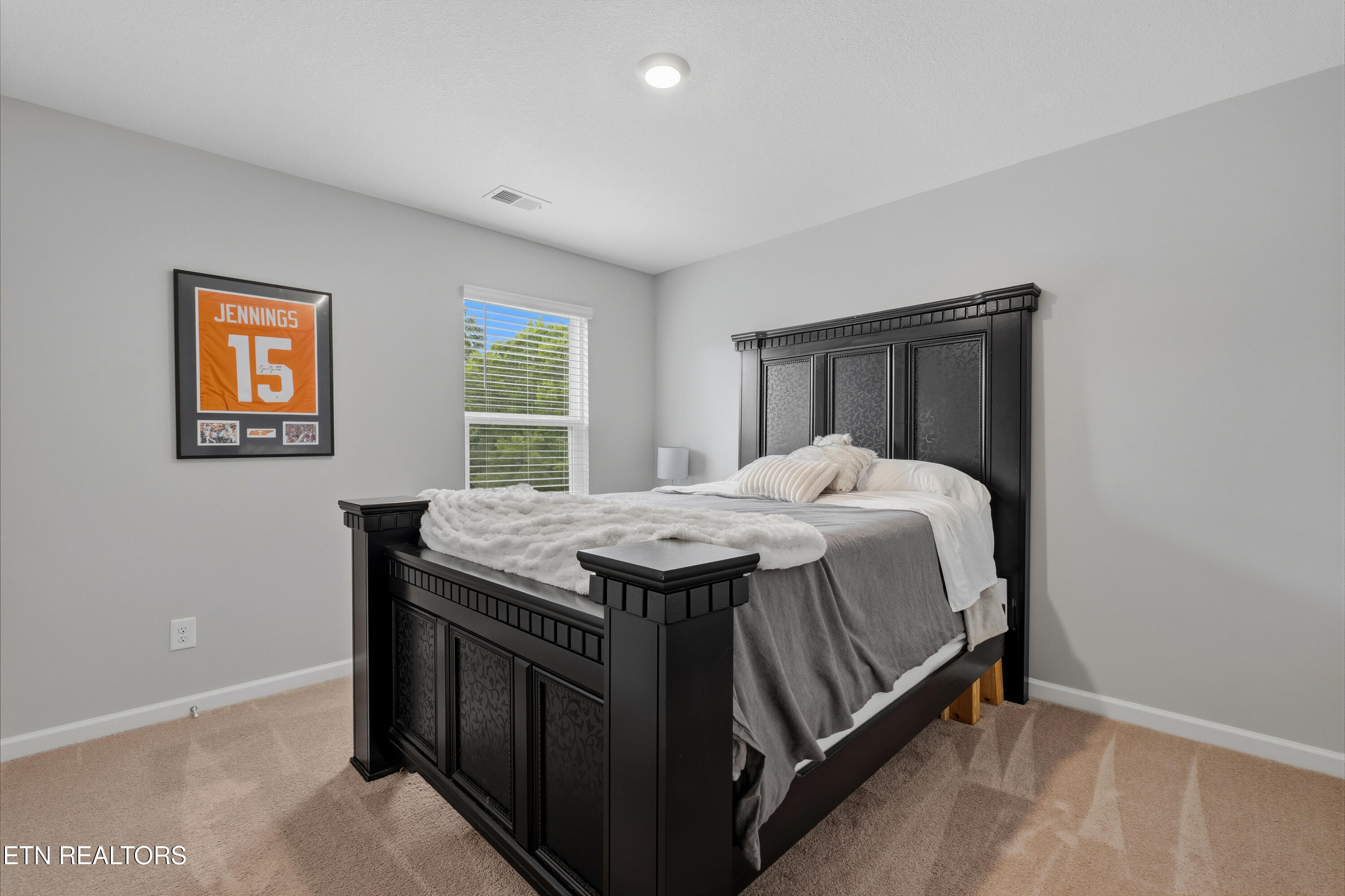 1629 Cabernet Lane Knoxville TN 37918