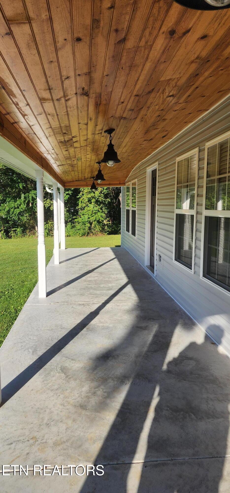 287 Shady Lane Oneida TN 37841