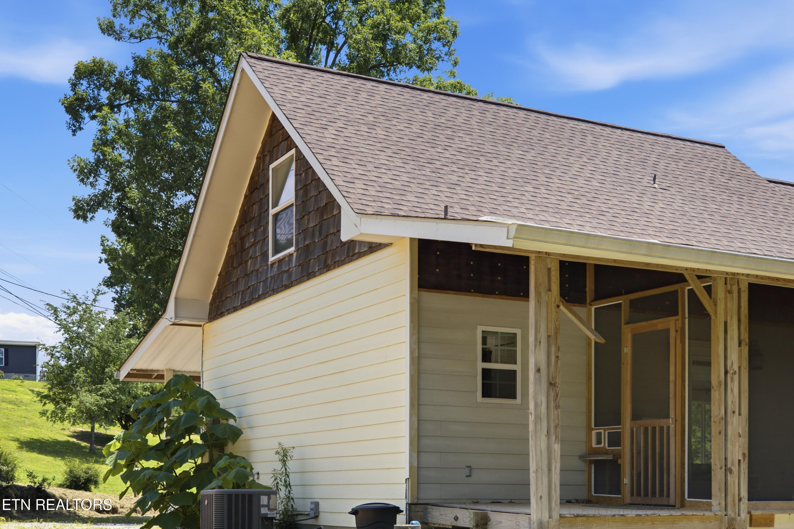230 Windcrest Lane Harriman TN 37748