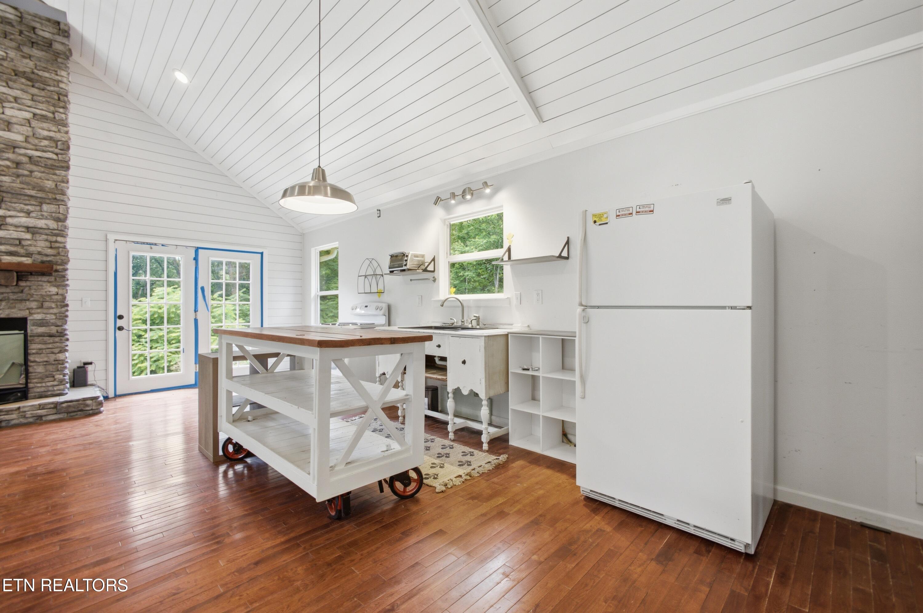 230 Windcrest Lane Harriman TN 37748