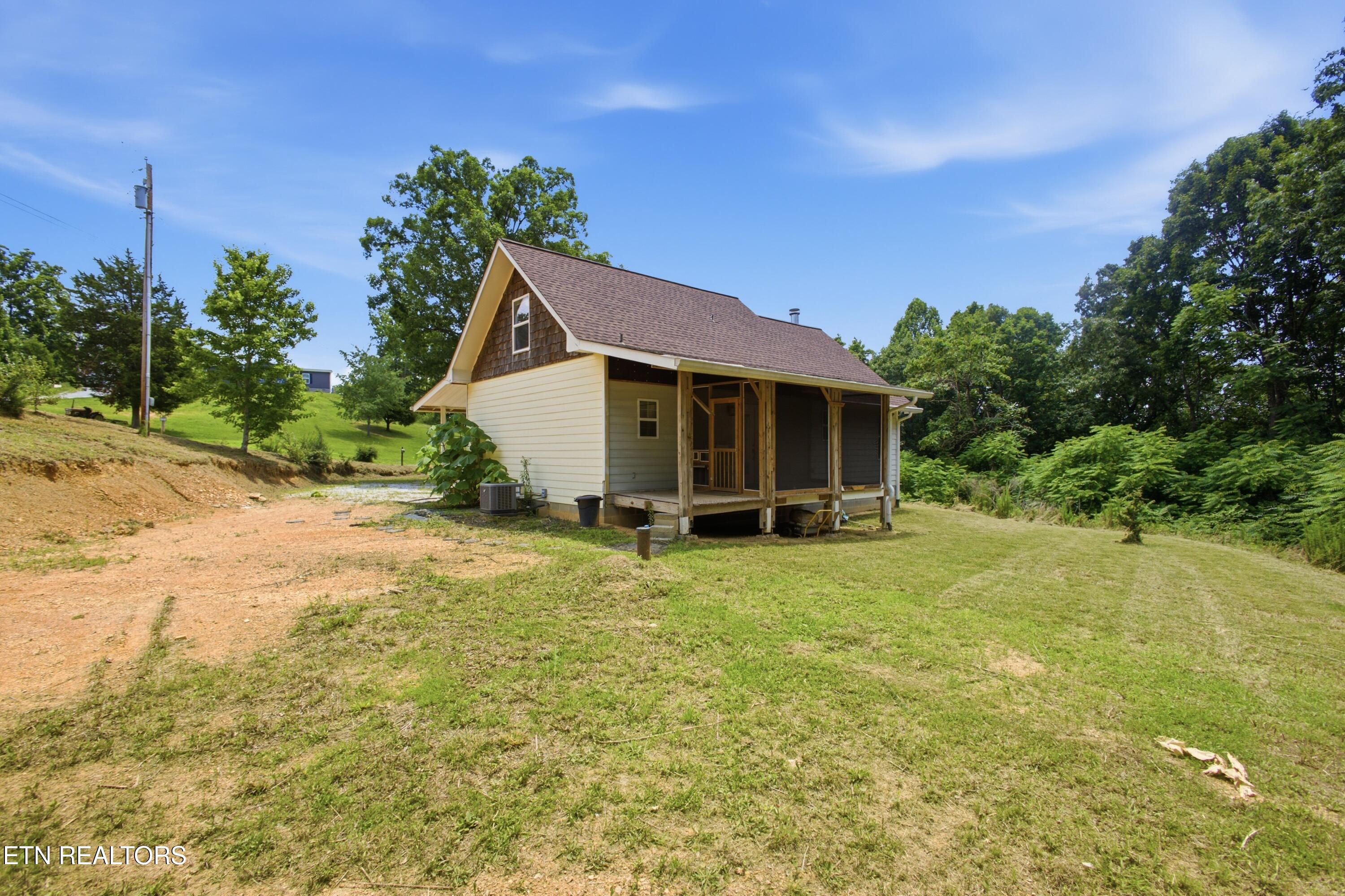 230 Windcrest Lane Harriman TN 37748