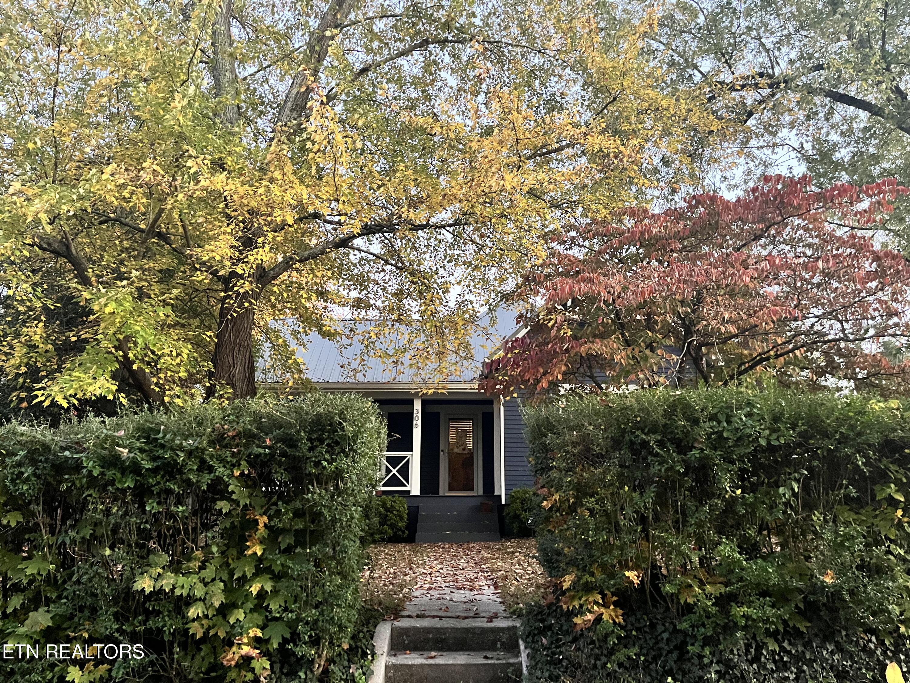 306 Dahlia Drive Knoxville TN 37918