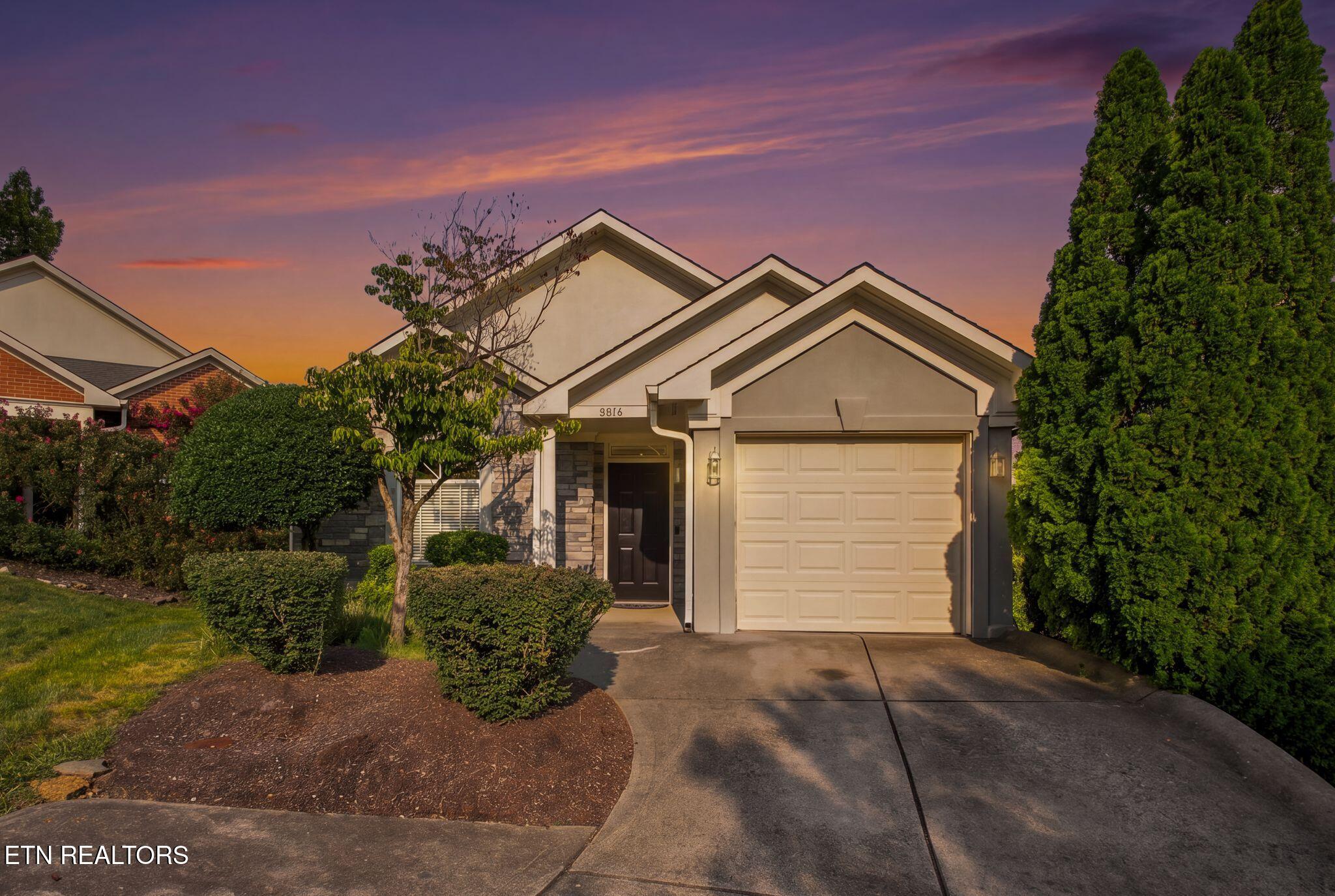 8816 Lennox View Way Knoxville TN 37923