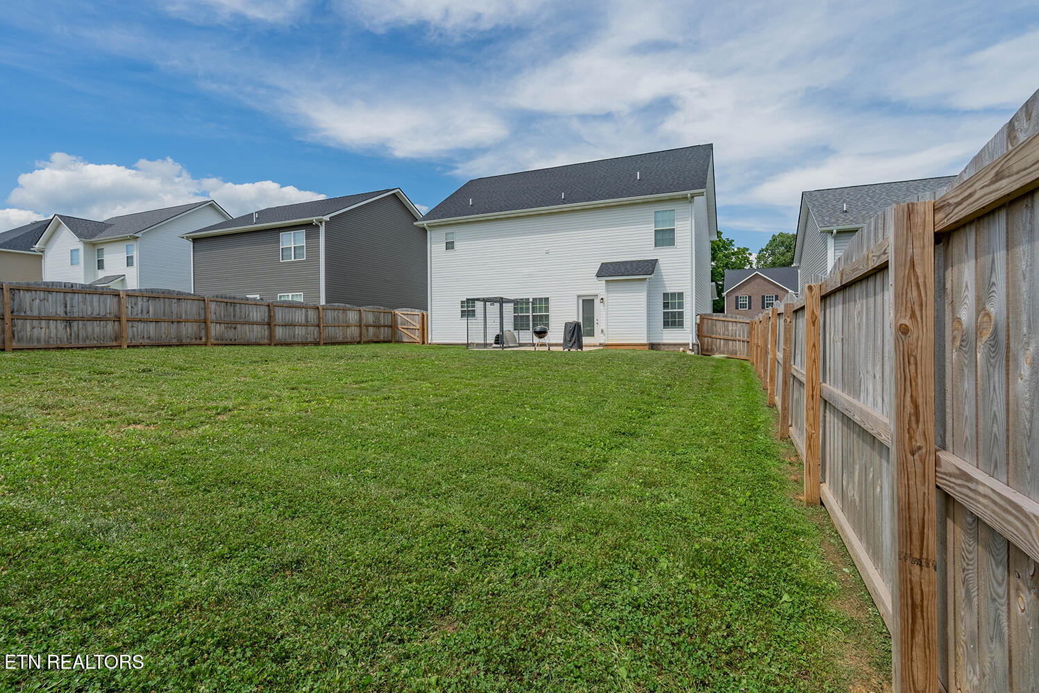 7645 Honey Oaks Road Corryton TN 37721