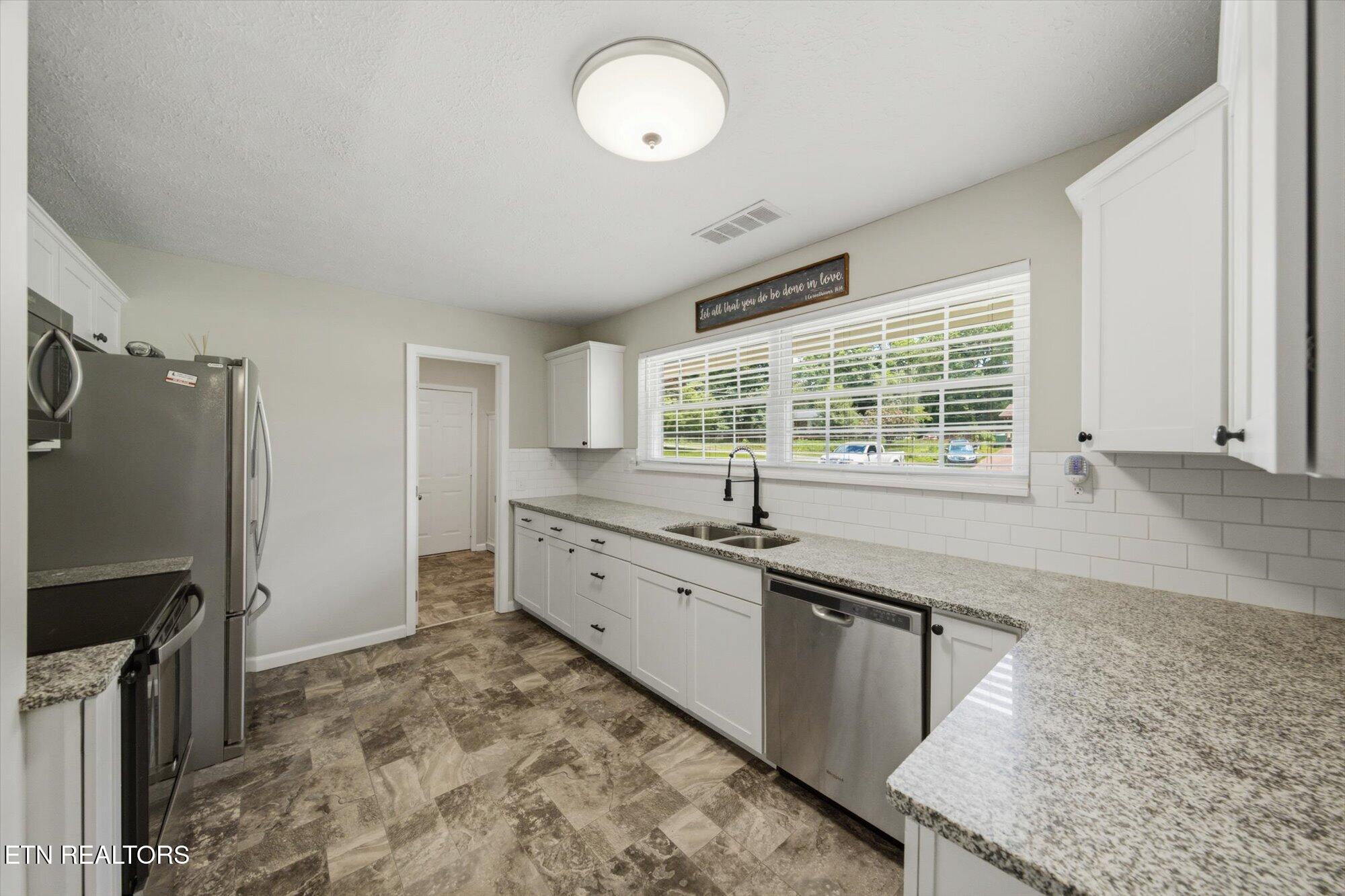 208 Early Drive Powell TN 37849