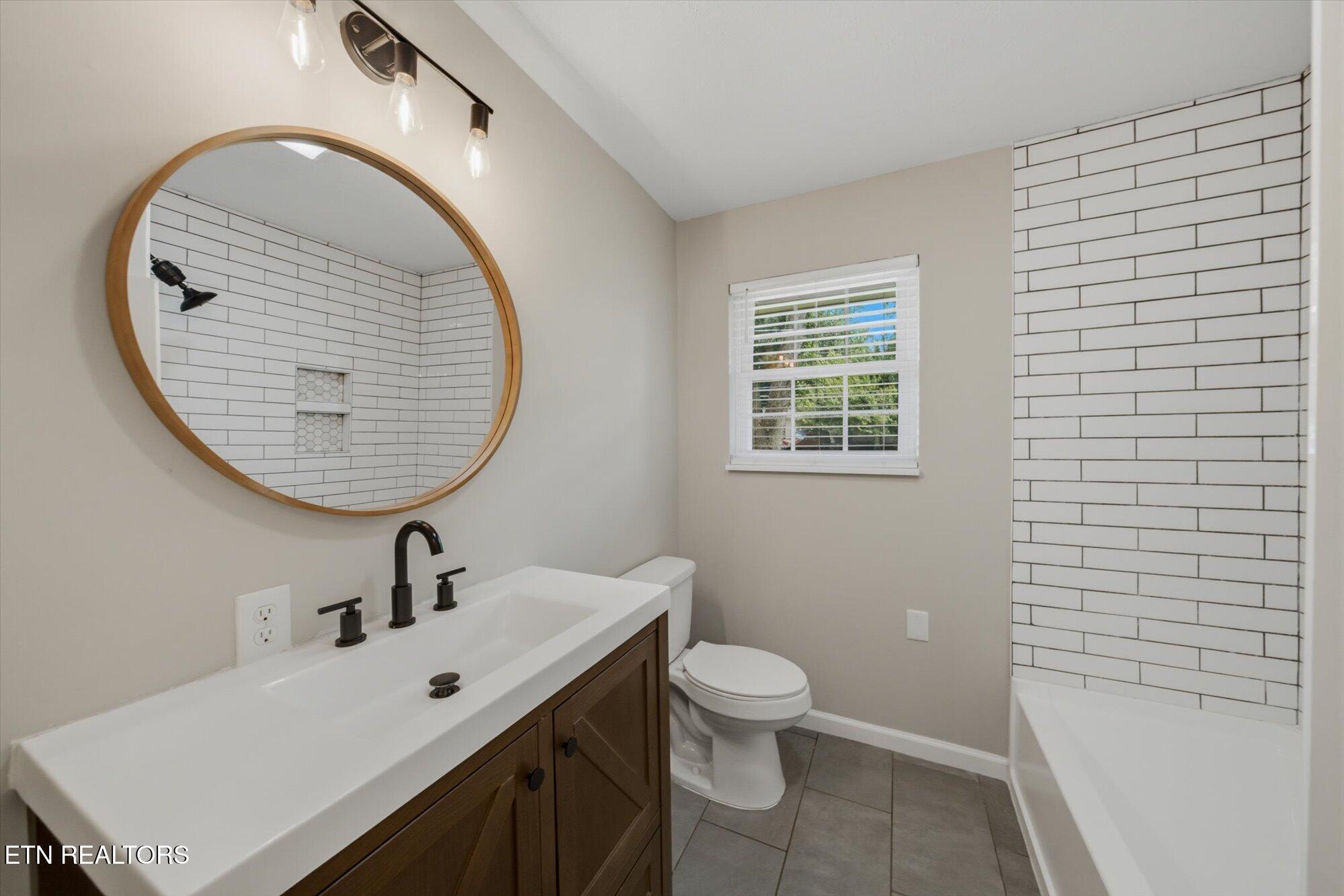 208 Early Drive Powell TN 37849