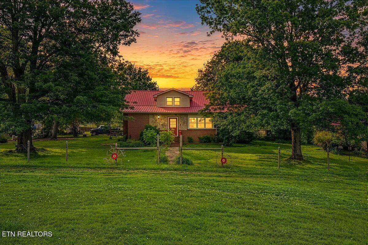 1245 Paint Rock Valley Road Philadelphia TN 37846