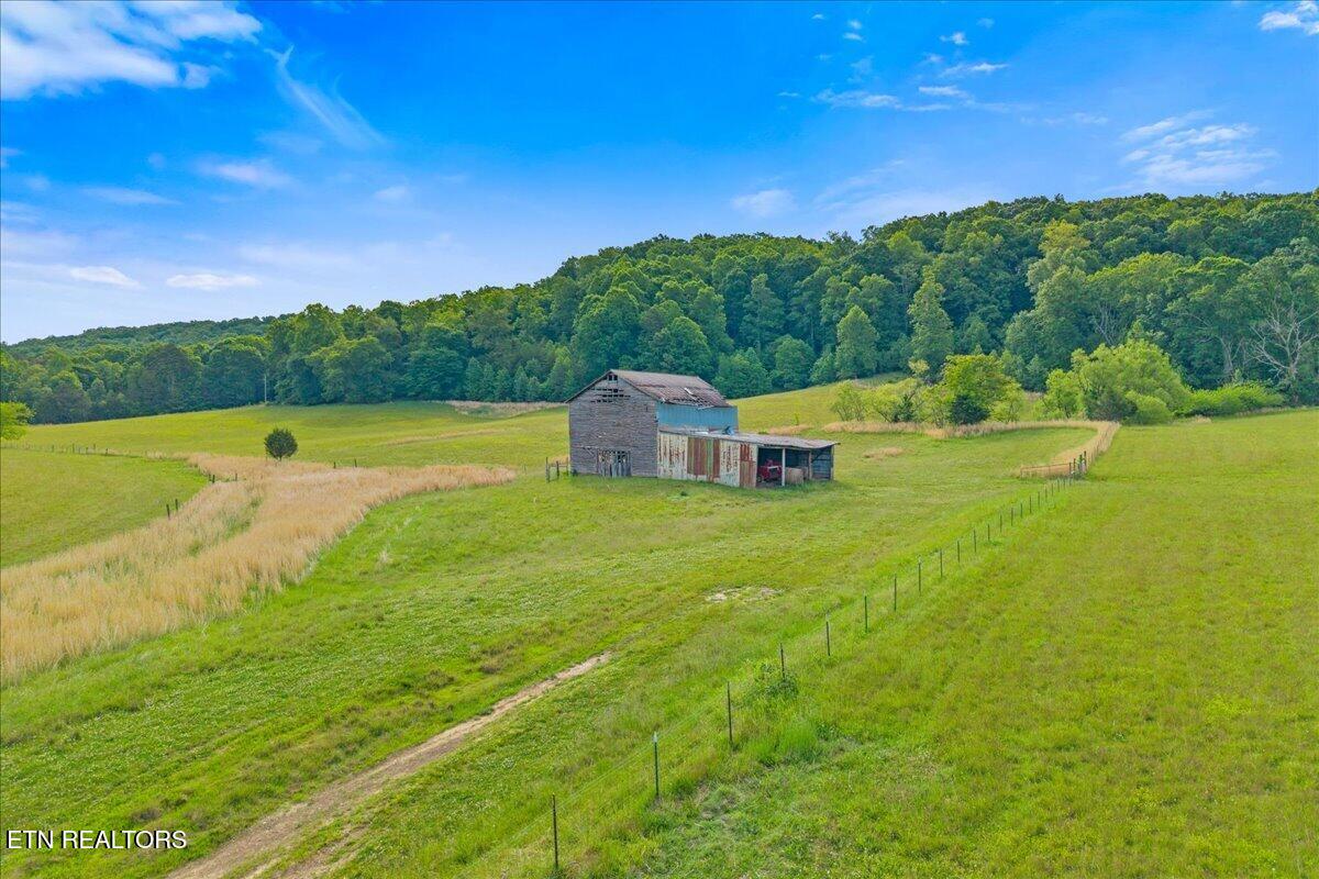 1245 Paint Rock Valley Road Philadelphia TN 37846