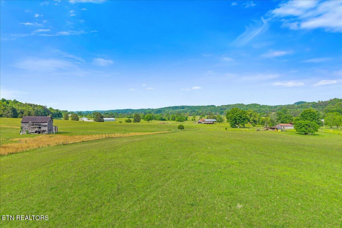 1245 Paint Rock Valley Road Philadelphia TN 37846