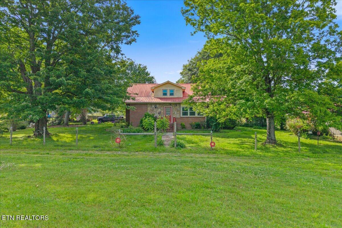 1245 Paint Rock Valley Road Philadelphia TN 37846