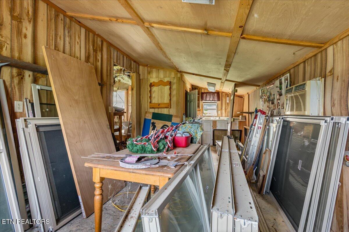 1245 Paint Rock Valley Road Philadelphia TN 37846